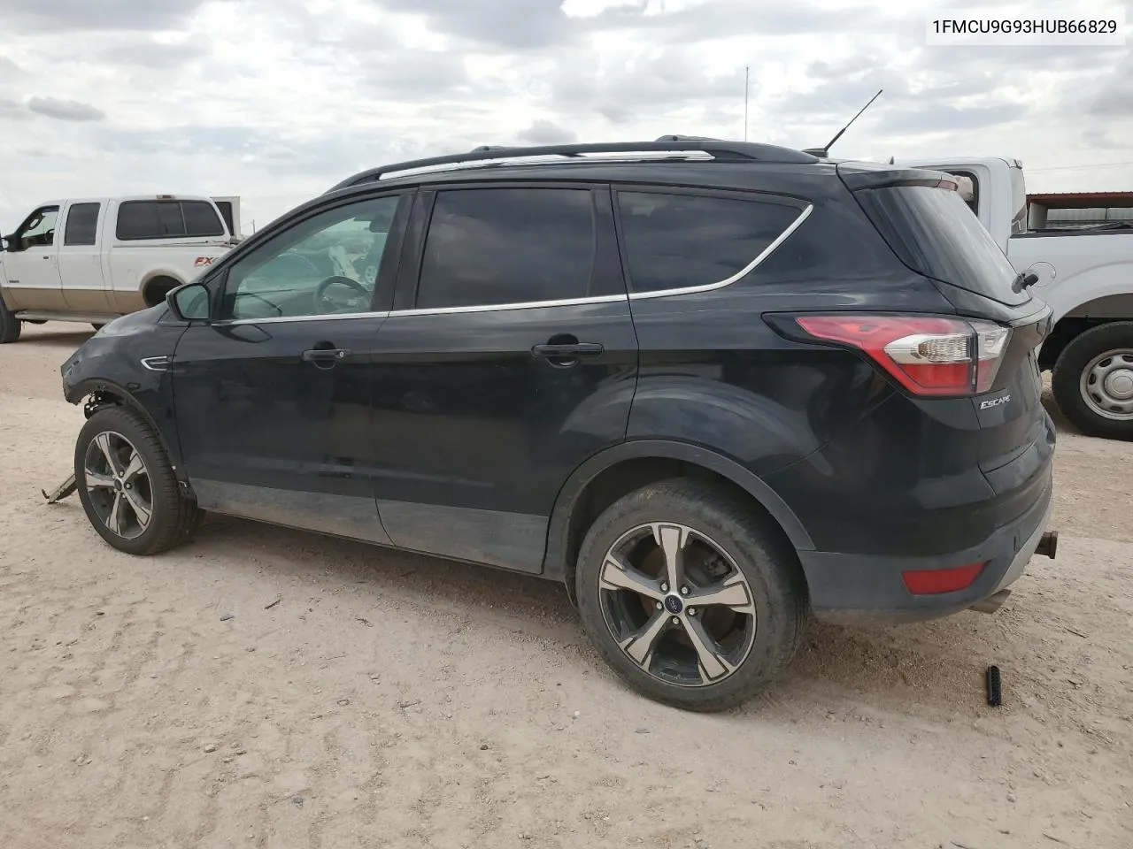 2017 Ford Escape Se VIN: 1FMCU9G93HUB66829 Lot: 69093414