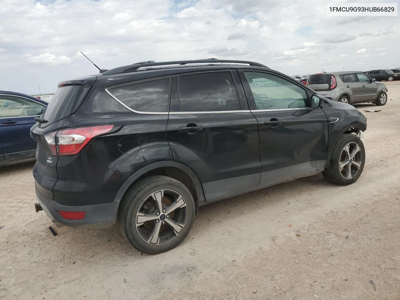 2017 Ford Escape Se VIN: 1FMCU9G93HUB66829 Lot: 69093414