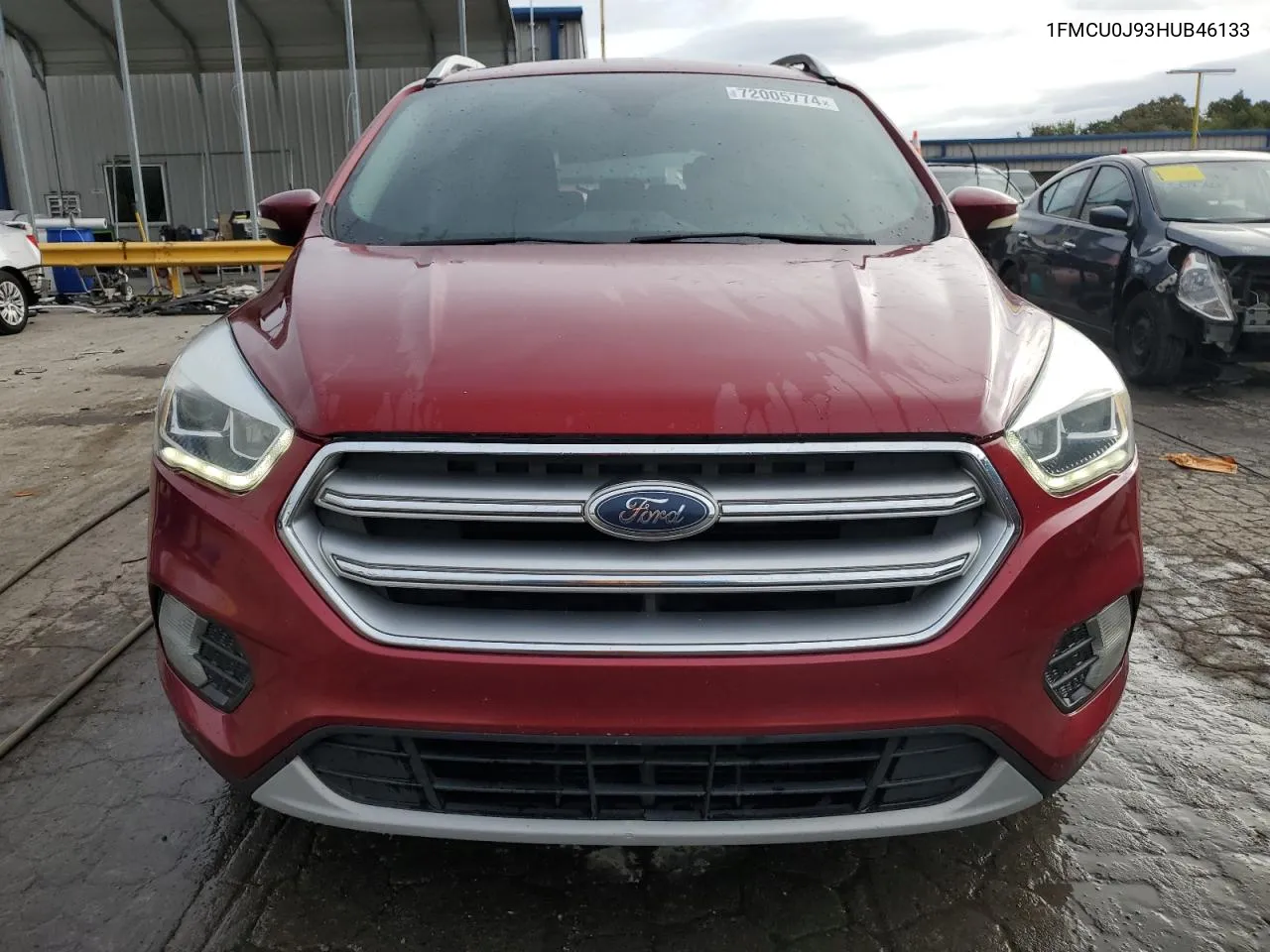 1FMCU0J93HUB46133 2017 Ford Escape Titanium