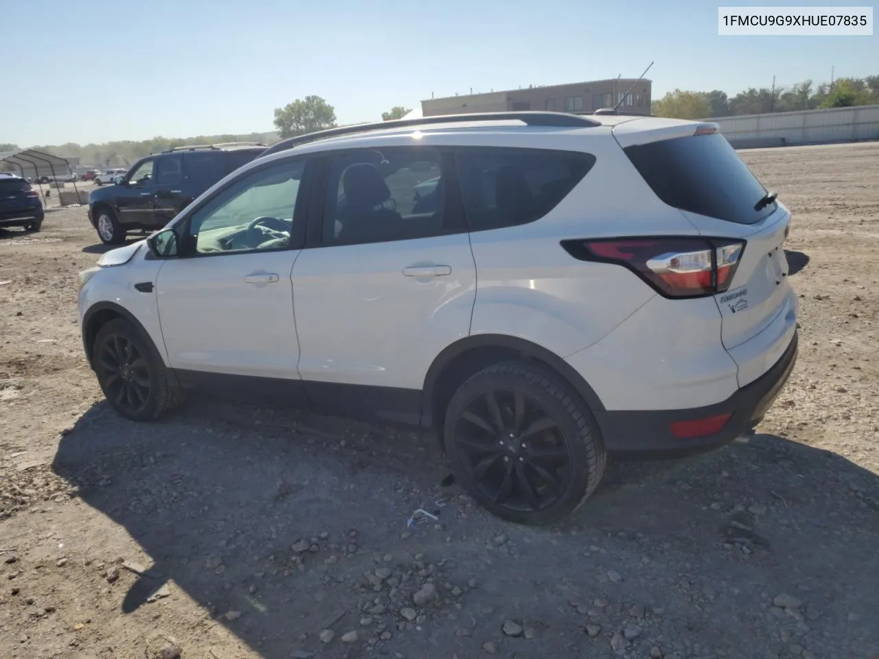 1FMCU9G9XHUE07835 2017 Ford Escape Se