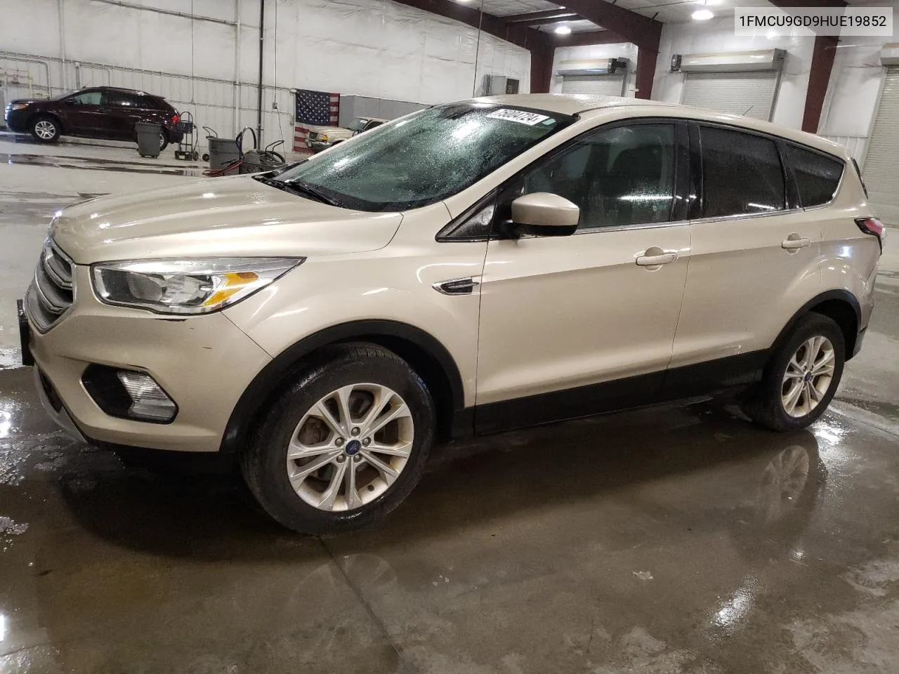 2017 Ford Escape Se VIN: 1FMCU9GD9HUE19852 Lot: 75004724