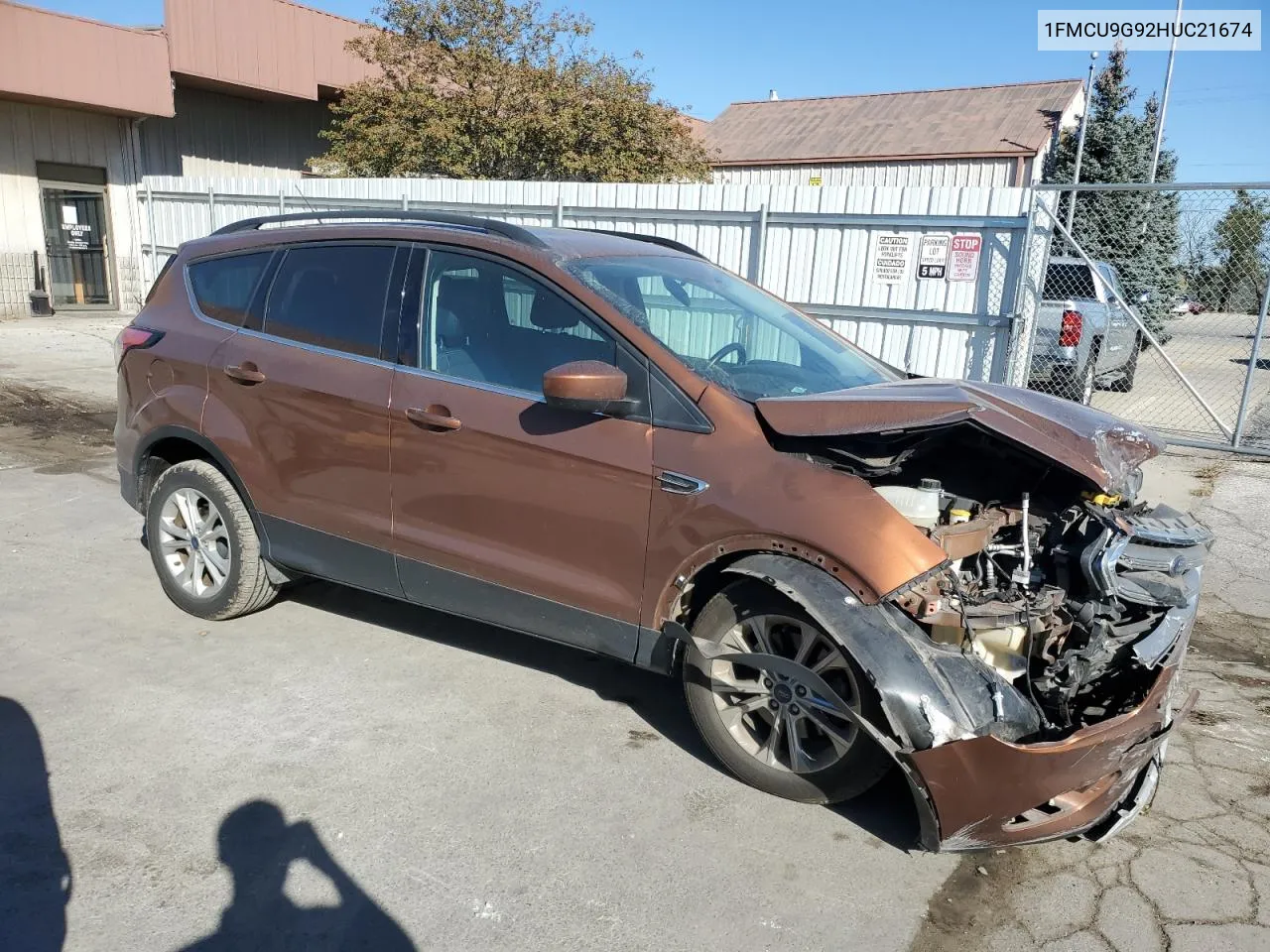 2017 Ford Escape Se VIN: 1FMCU9G92HUC21674 Lot: 75030634