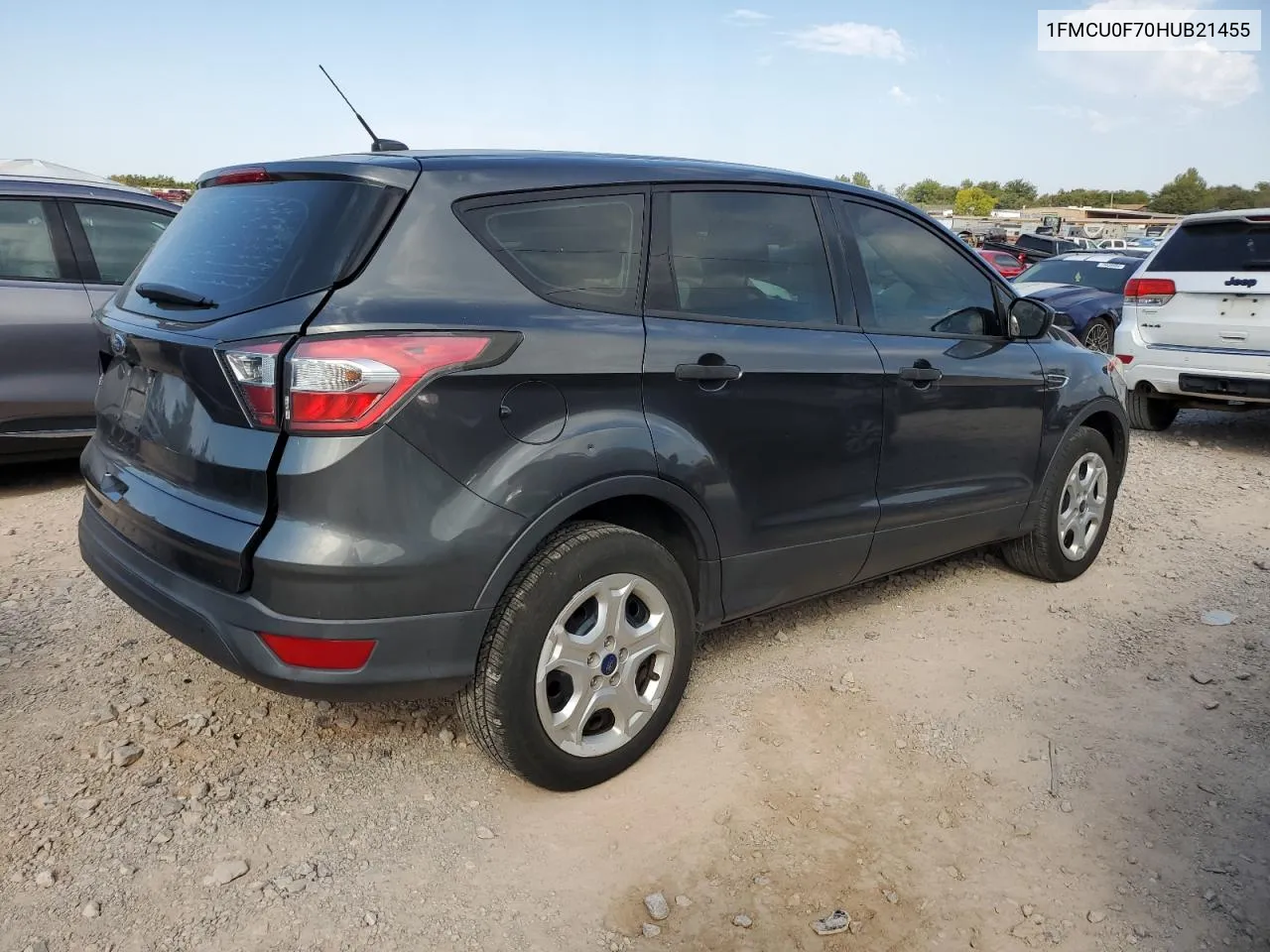 2017 Ford Escape S VIN: 1FMCU0F70HUB21455 Lot: 75627024