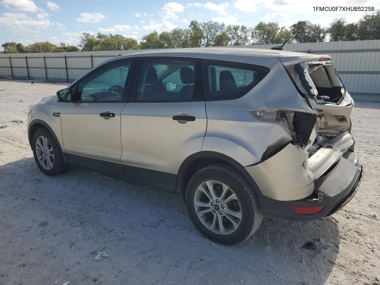 2017 Ford Escape S VIN: 1FMCU0F7XHUB52258 Lot: 76980694