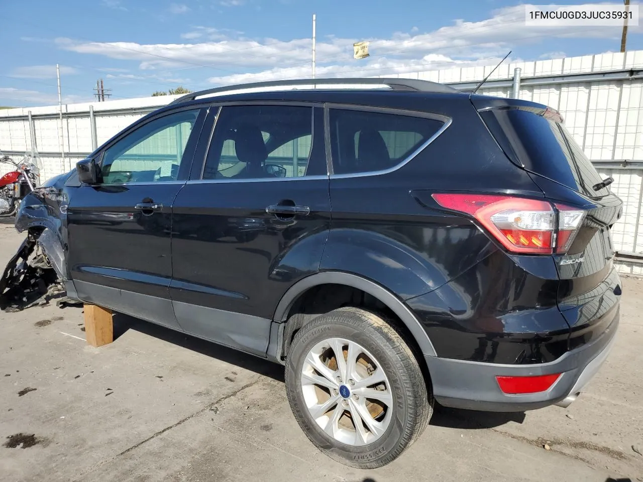 1FMCU0GD3JUC35931 2018 Ford Escape Se