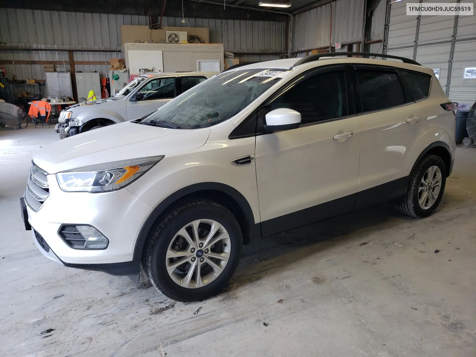 1FMCU0HD9JUC59519 2018 Ford Escape Sel