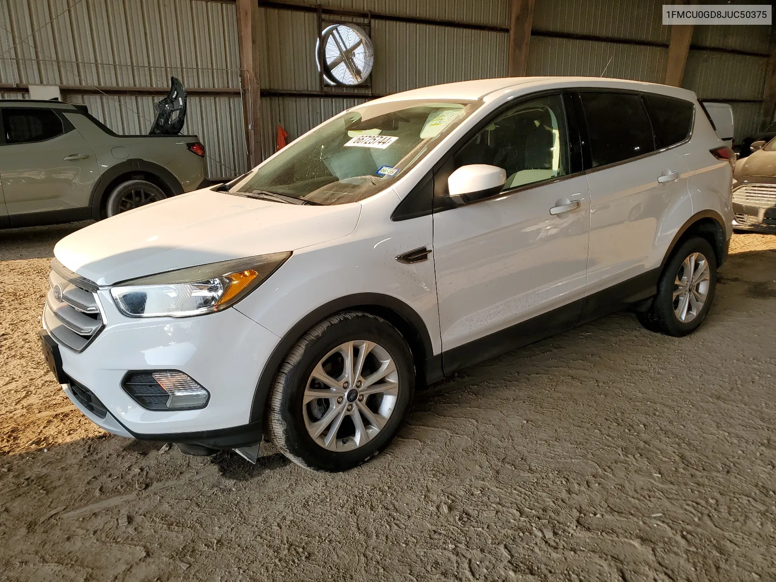 1FMCU0GD8JUC50375 2018 Ford Escape Se