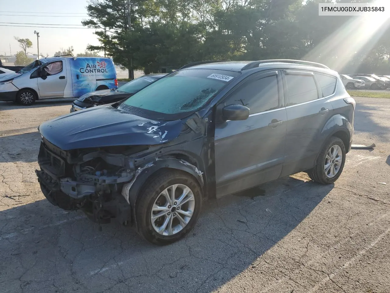 2018 Ford Escape Se VIN: 1FMCU0GDXJUB35843 Lot: 68910934