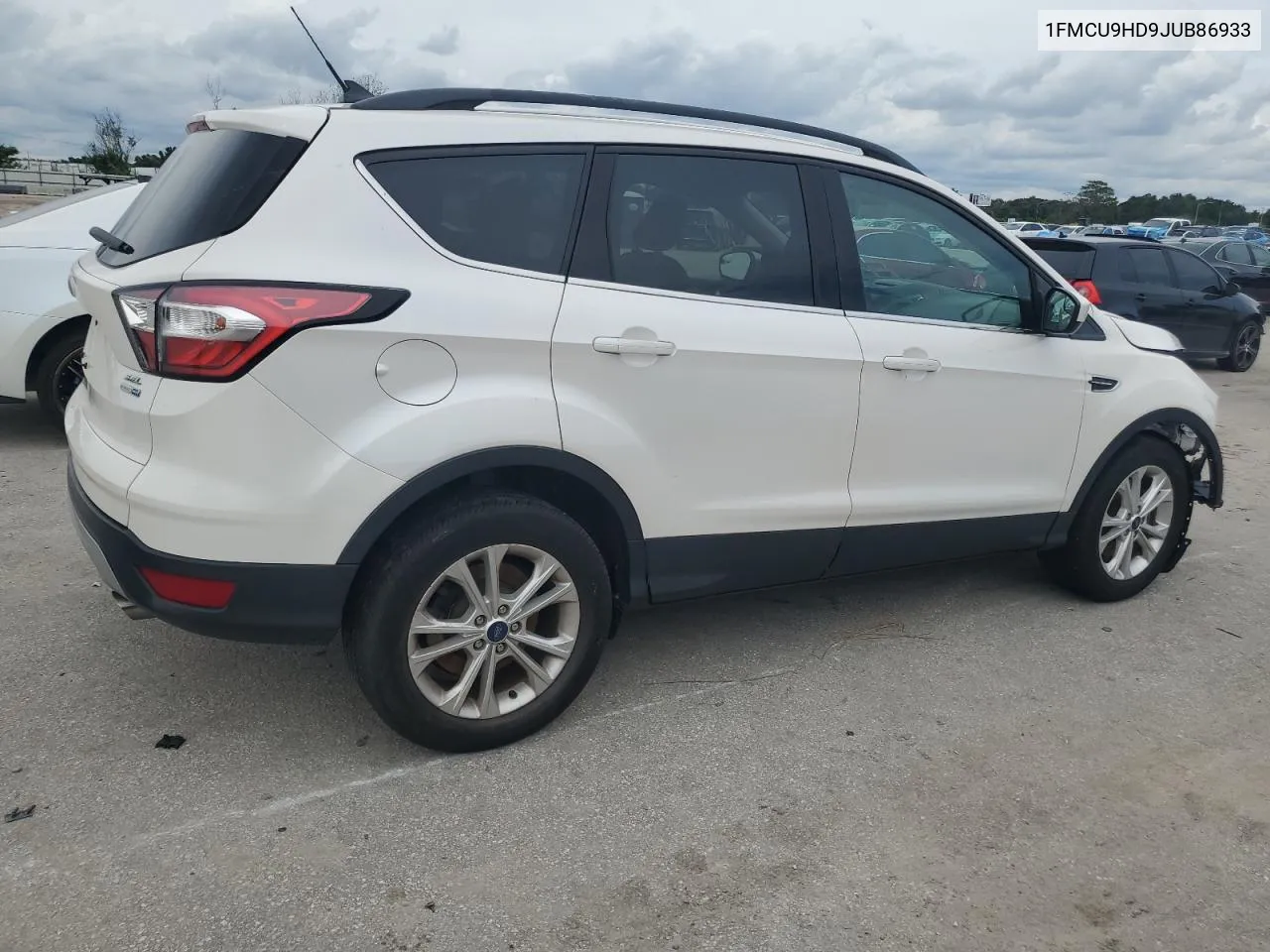 1FMCU9HD9JUB86933 2018 Ford Escape Sel