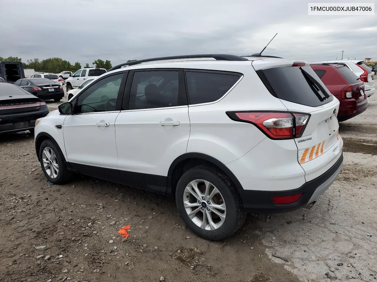 1FMCU0GDXJUB47006 2018 Ford Escape Se