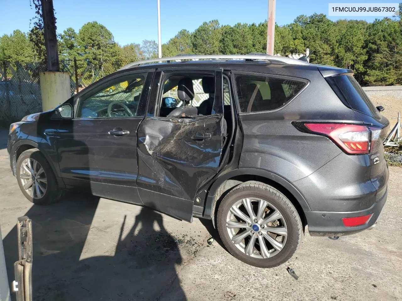 2018 Ford Escape Titanium VIN: 1FMCU0J99JUB67302 Lot: 73644054