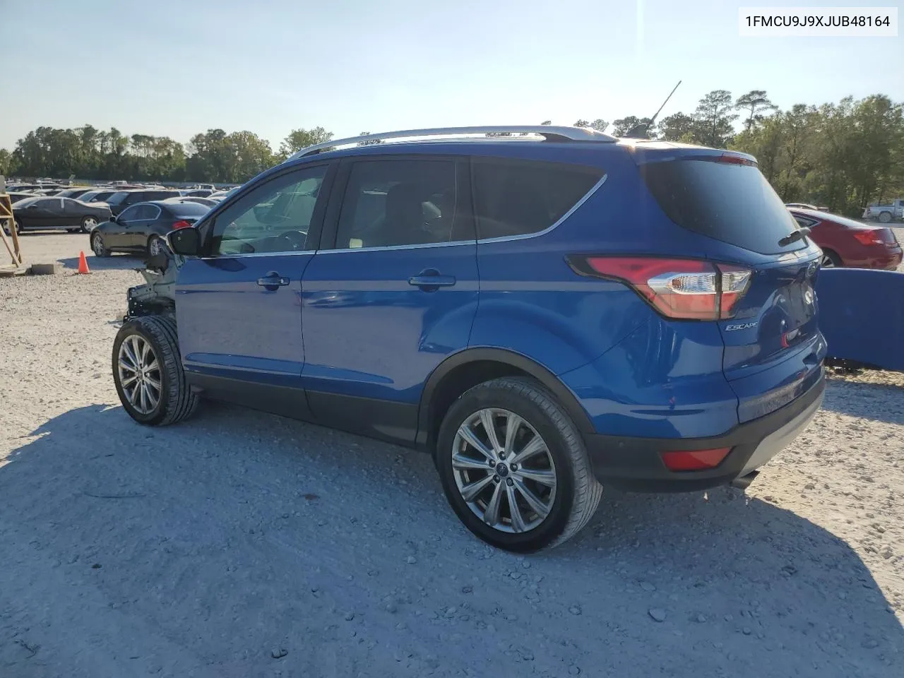 1FMCU9J9XJUB48164 2018 Ford Escape Titanium