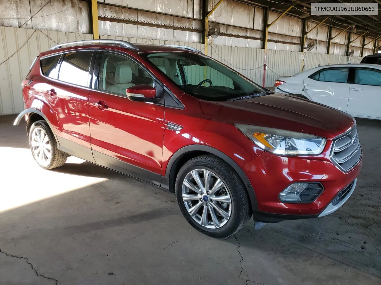 1FMCU0J96JUB60663 2018 Ford Escape Titanium