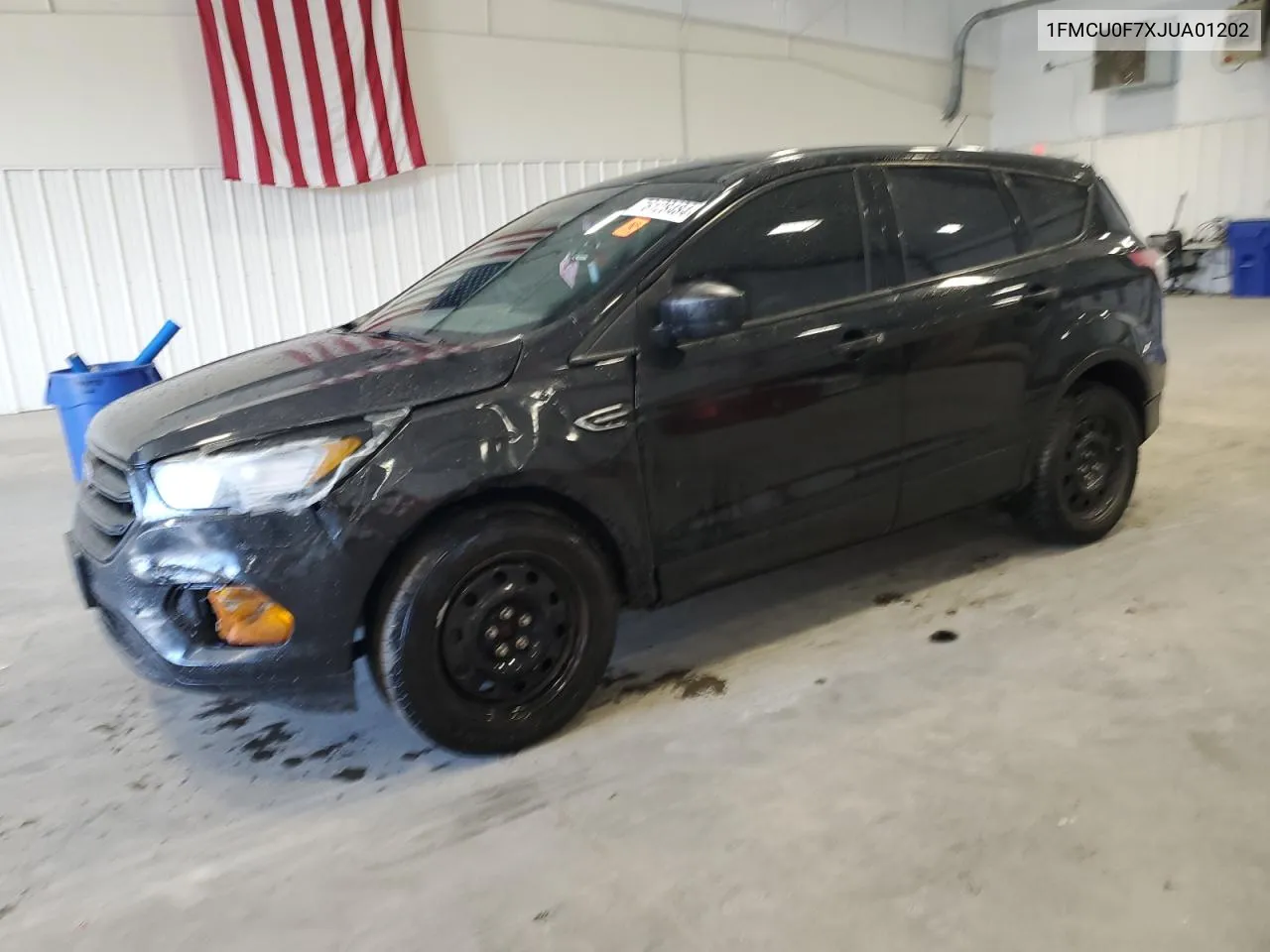 2018 Ford Escape S VIN: 1FMCU0F7XJUA01202 Lot: 76128484