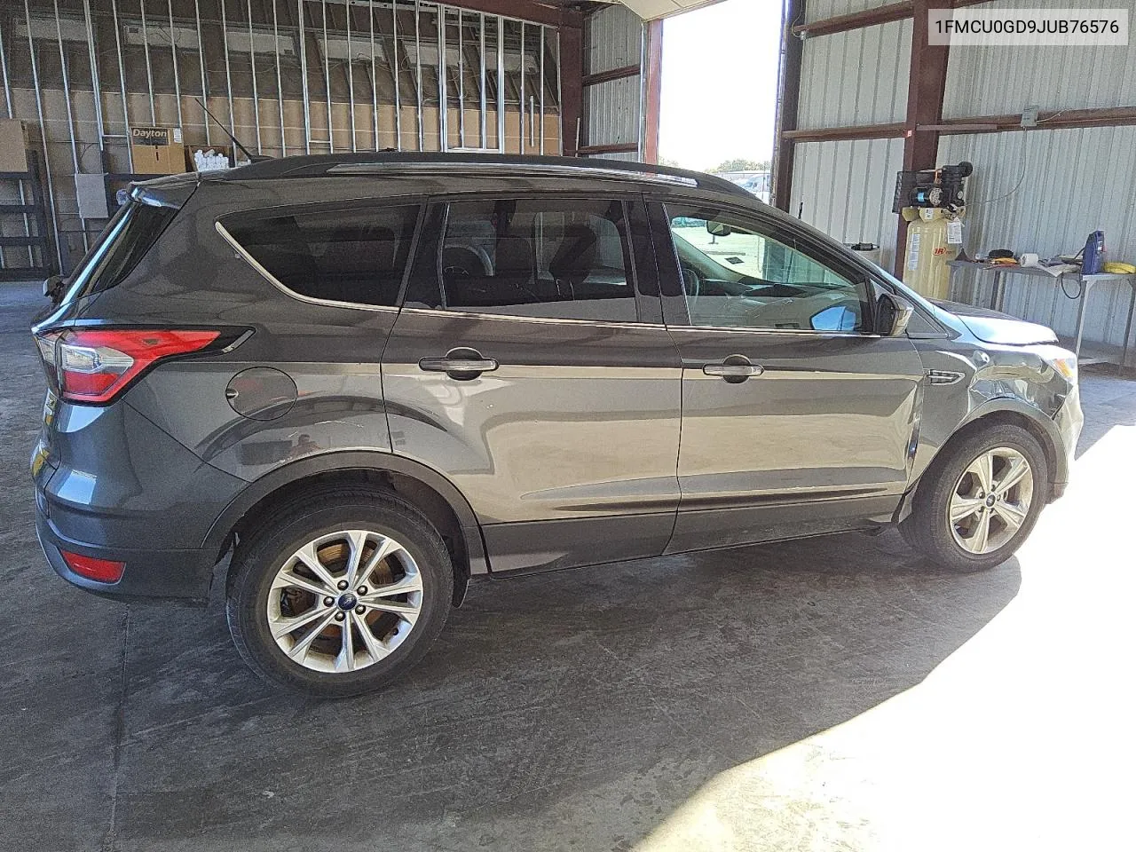 2018 Ford Escape Se VIN: 1FMCU0GD9JUB76576 Lot: 76232184