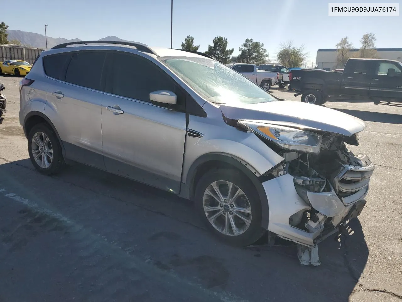 2018 Ford Escape Se VIN: 1FMCU9GD9JUA76174 Lot: 80800004