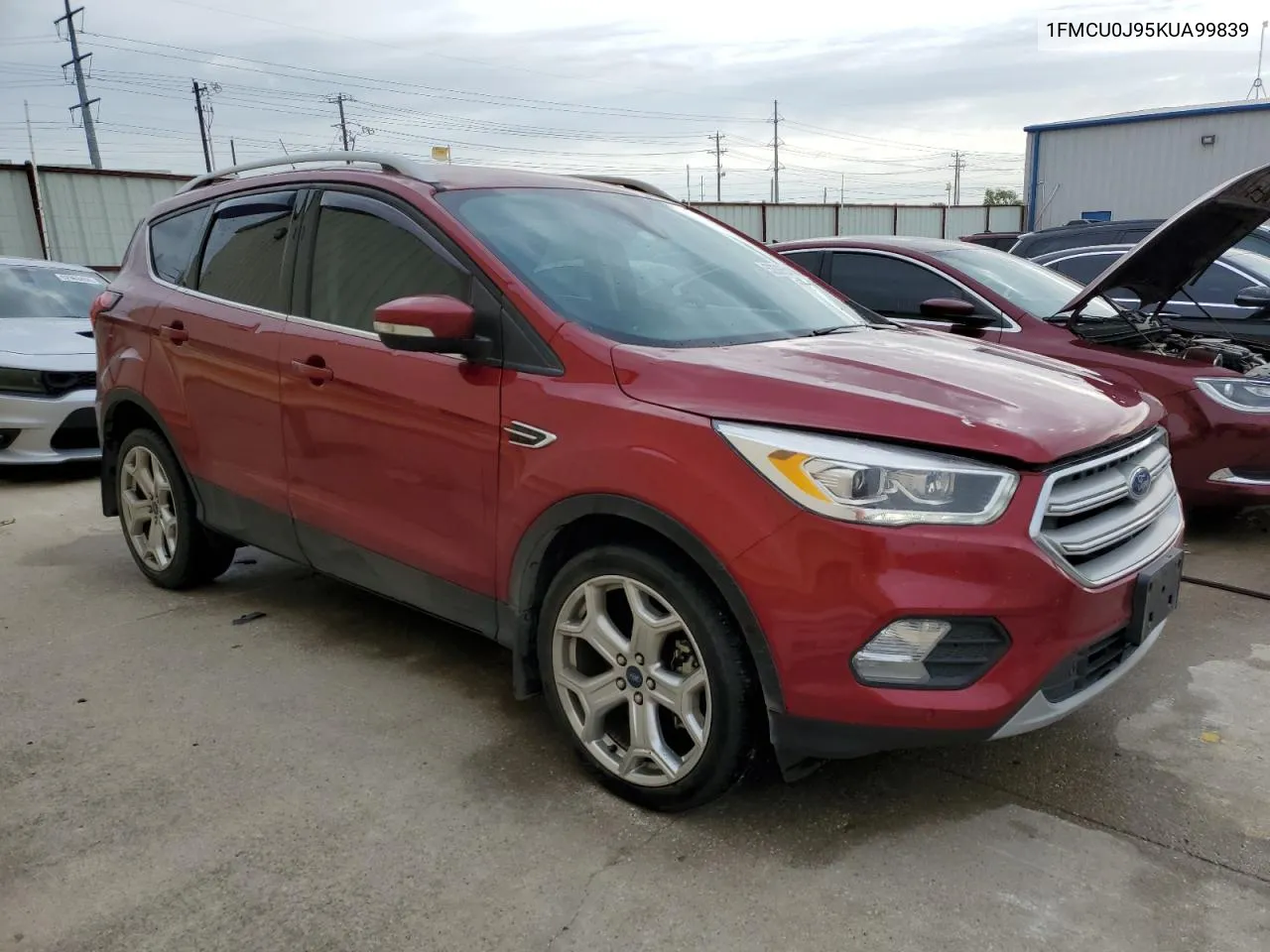 1FMCU0J95KUA99839 2019 Ford Escape Titanium