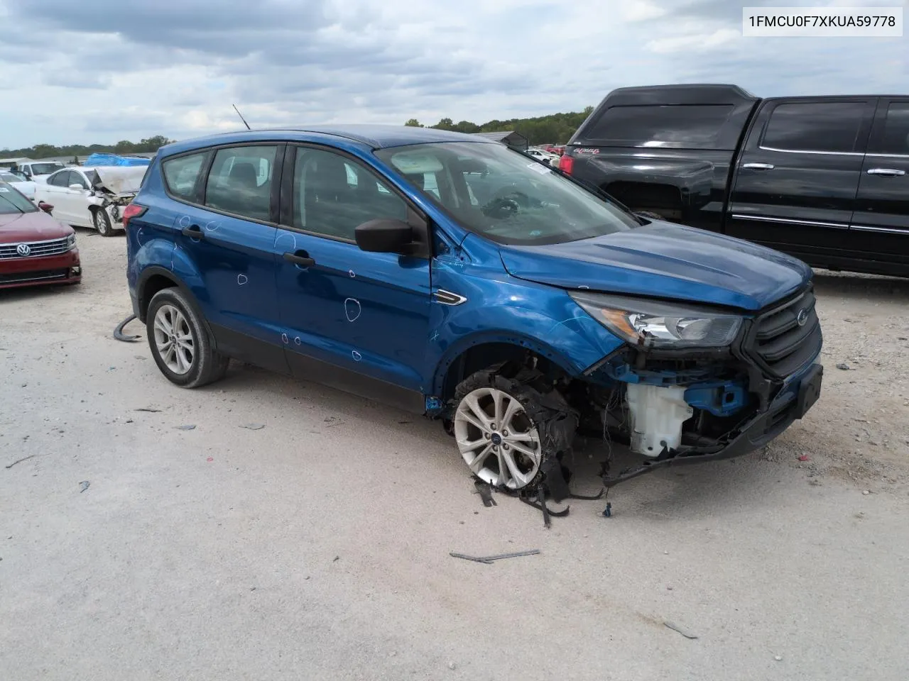 2019 Ford Escape S VIN: 1FMCU0F7XKUA59778 Lot: 71075364