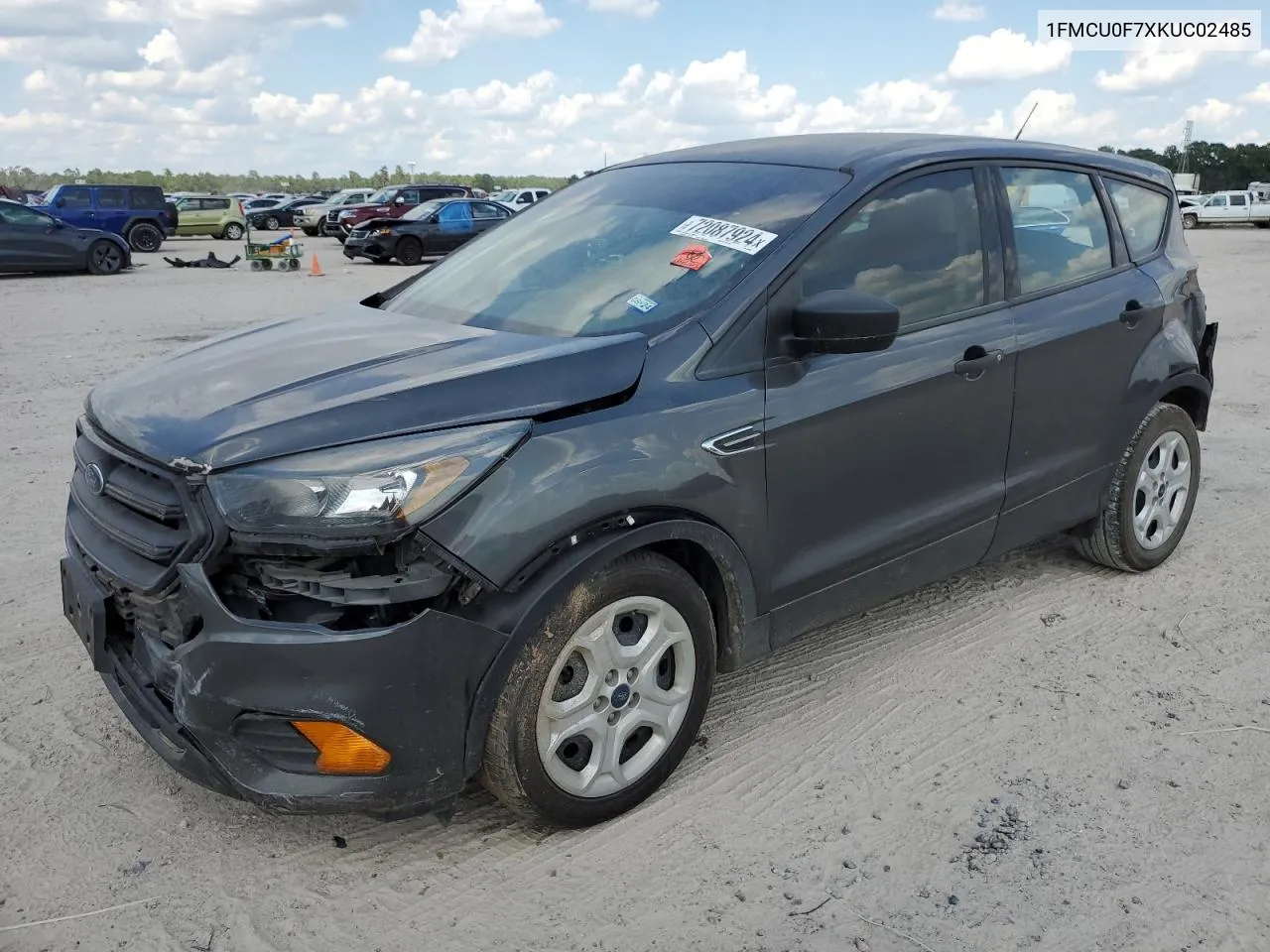 2019 Ford Escape S VIN: 1FMCU0F7XKUC02485 Lot: 72087924