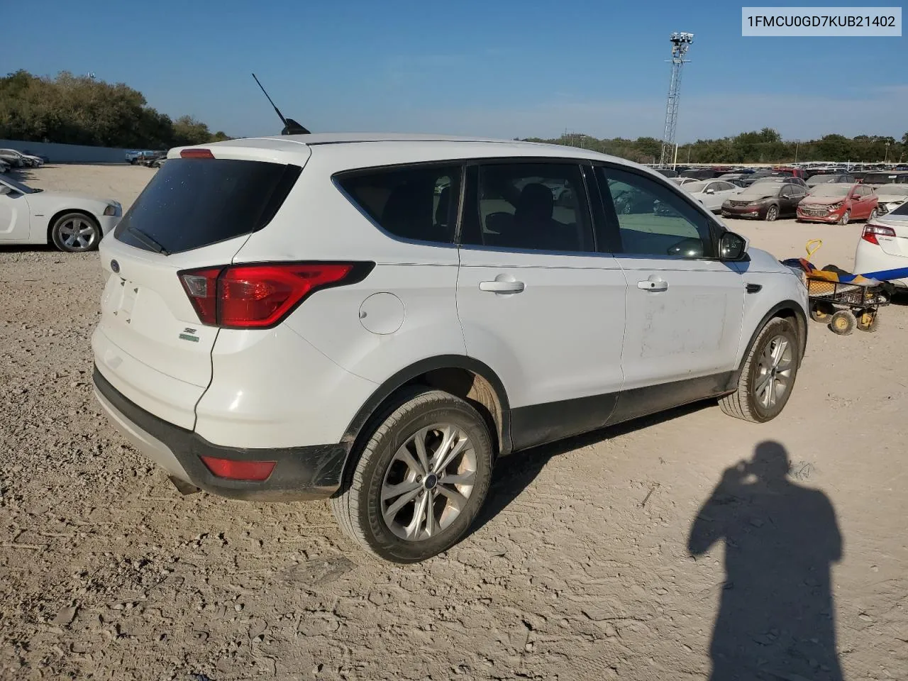 2019 Ford Escape Se VIN: 1FMCU0GD7KUB21402 Lot: 73554454