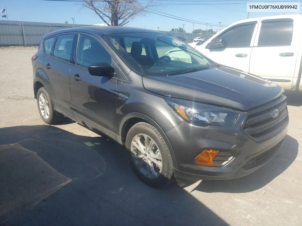 2019 Ford Escape S VIN: 1FMCU0F76KUB99942 Lot: 75211954