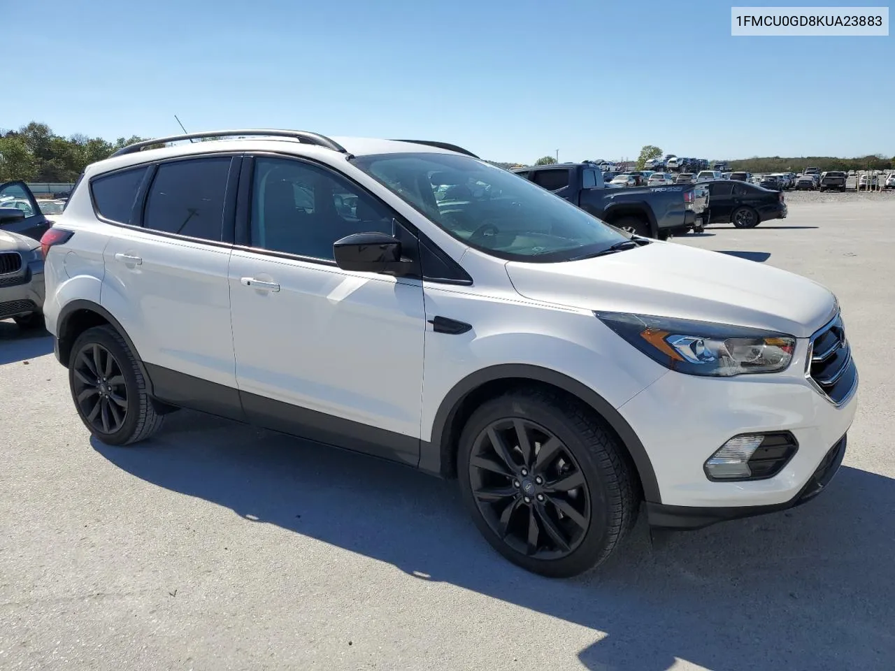 1FMCU0GD8KUA23883 2019 Ford Escape Se