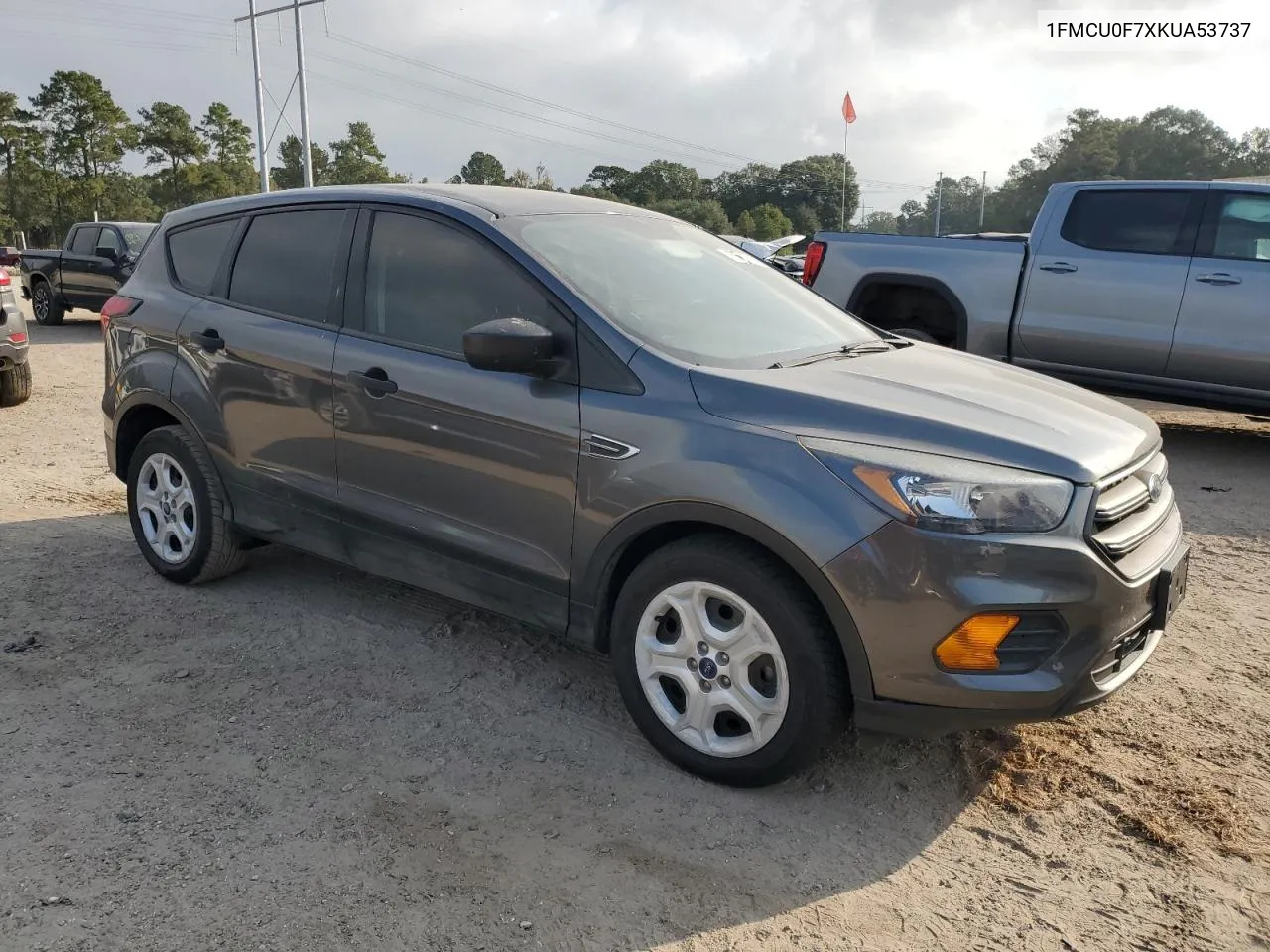 2019 Ford Escape S VIN: 1FMCU0F7XKUA53737 Lot: 75668004