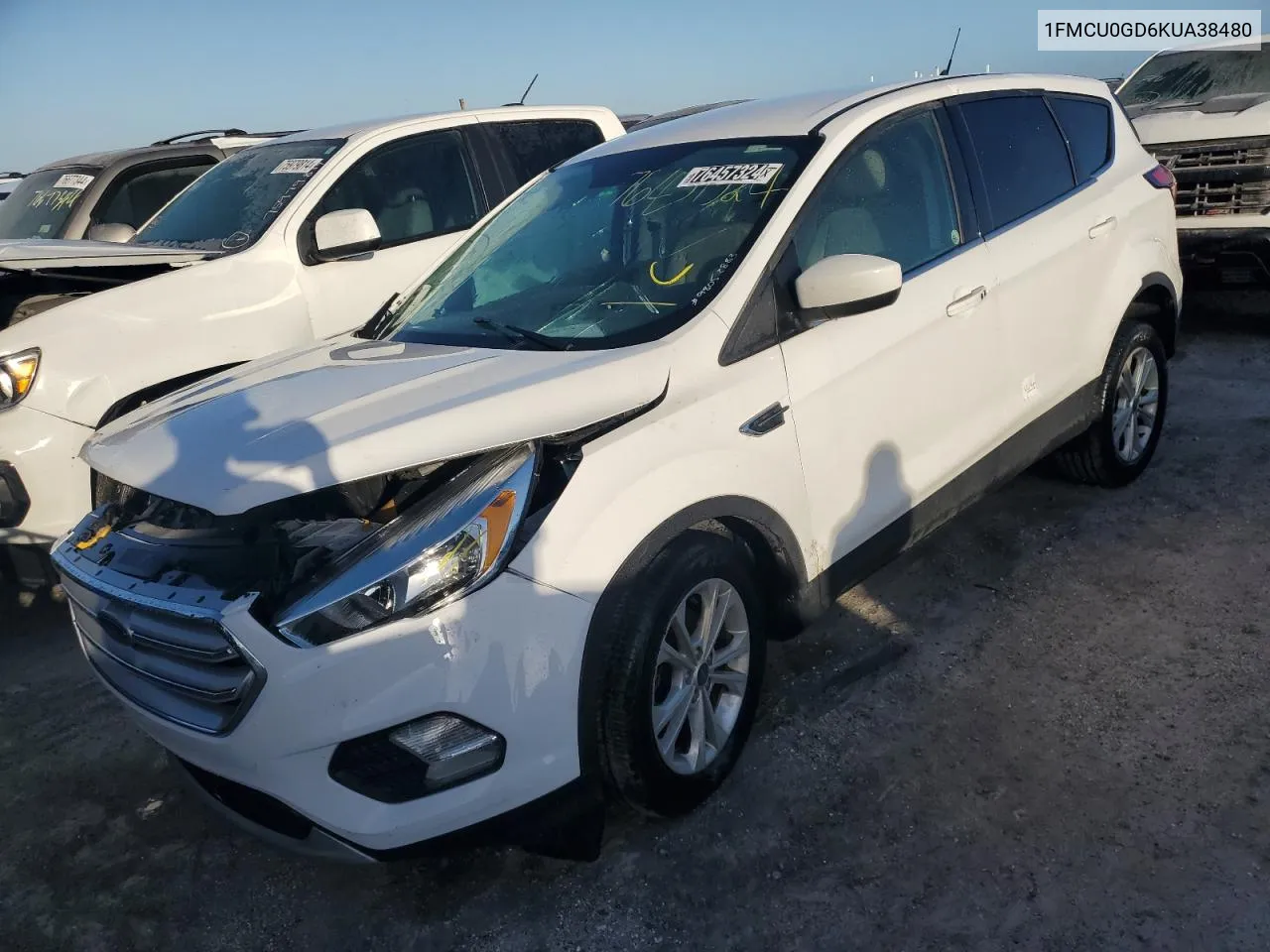 2019 Ford Escape Se VIN: 1FMCU0GD6KUA38480 Lot: 76457324