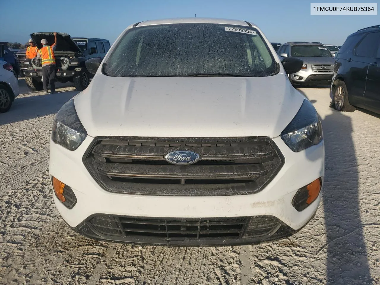 2019 Ford Escape S VIN: 1FMCU0F74KUB75364 Lot: 77299354