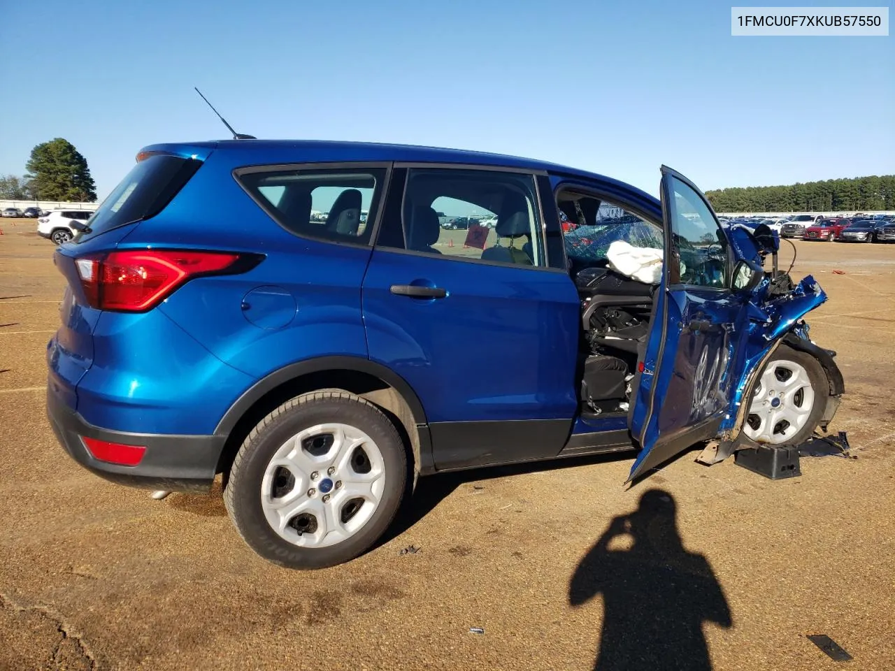 2019 Ford Escape S VIN: 1FMCU0F7XKUB57550 Lot: 81064444