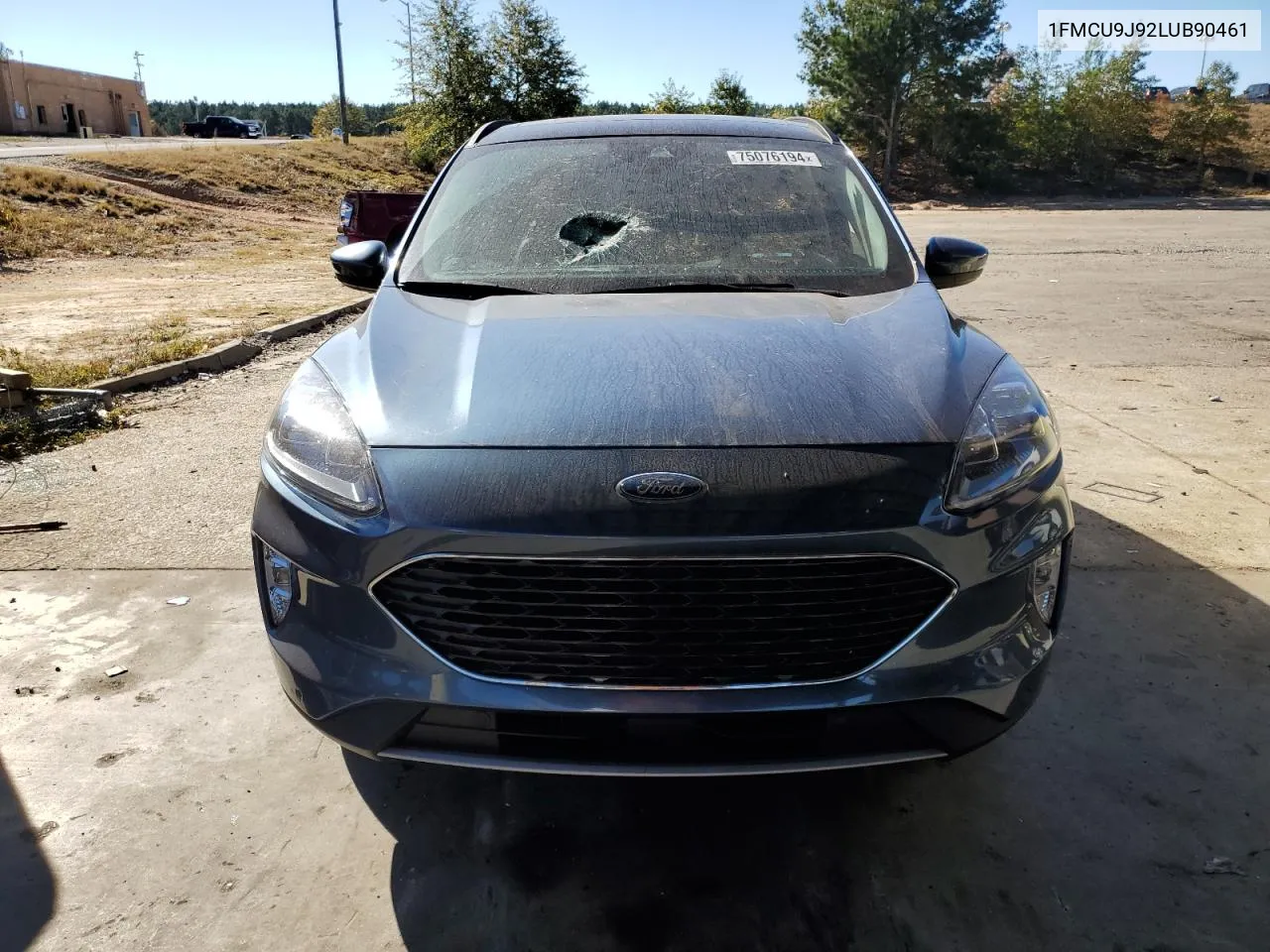 2020 Ford Escape Titanium VIN: 1FMCU9J92LUB90461 Lot: 75076194