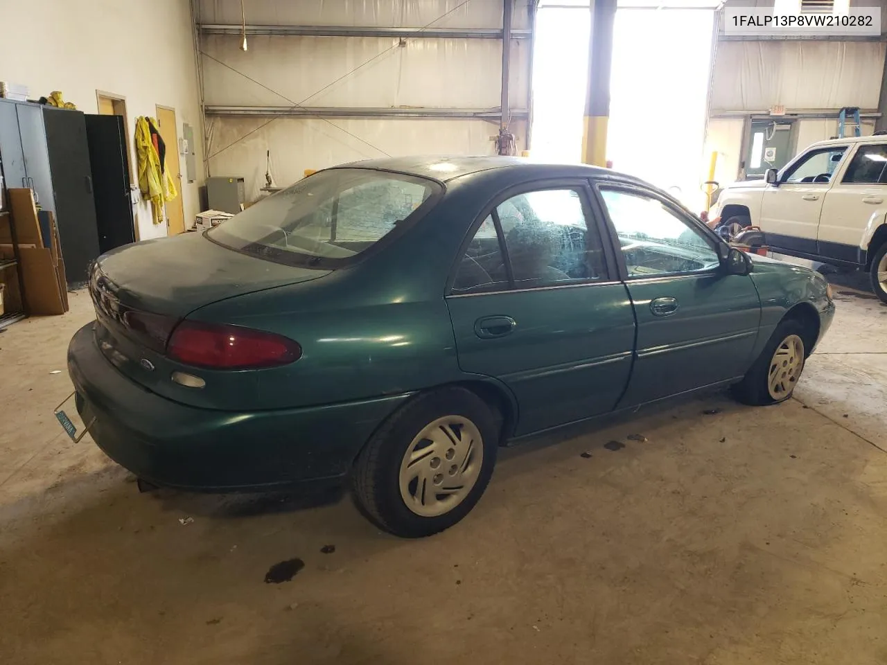 1997 Ford Escort Lx VIN: 1FALP13P8VW210282 Lot: 60137534