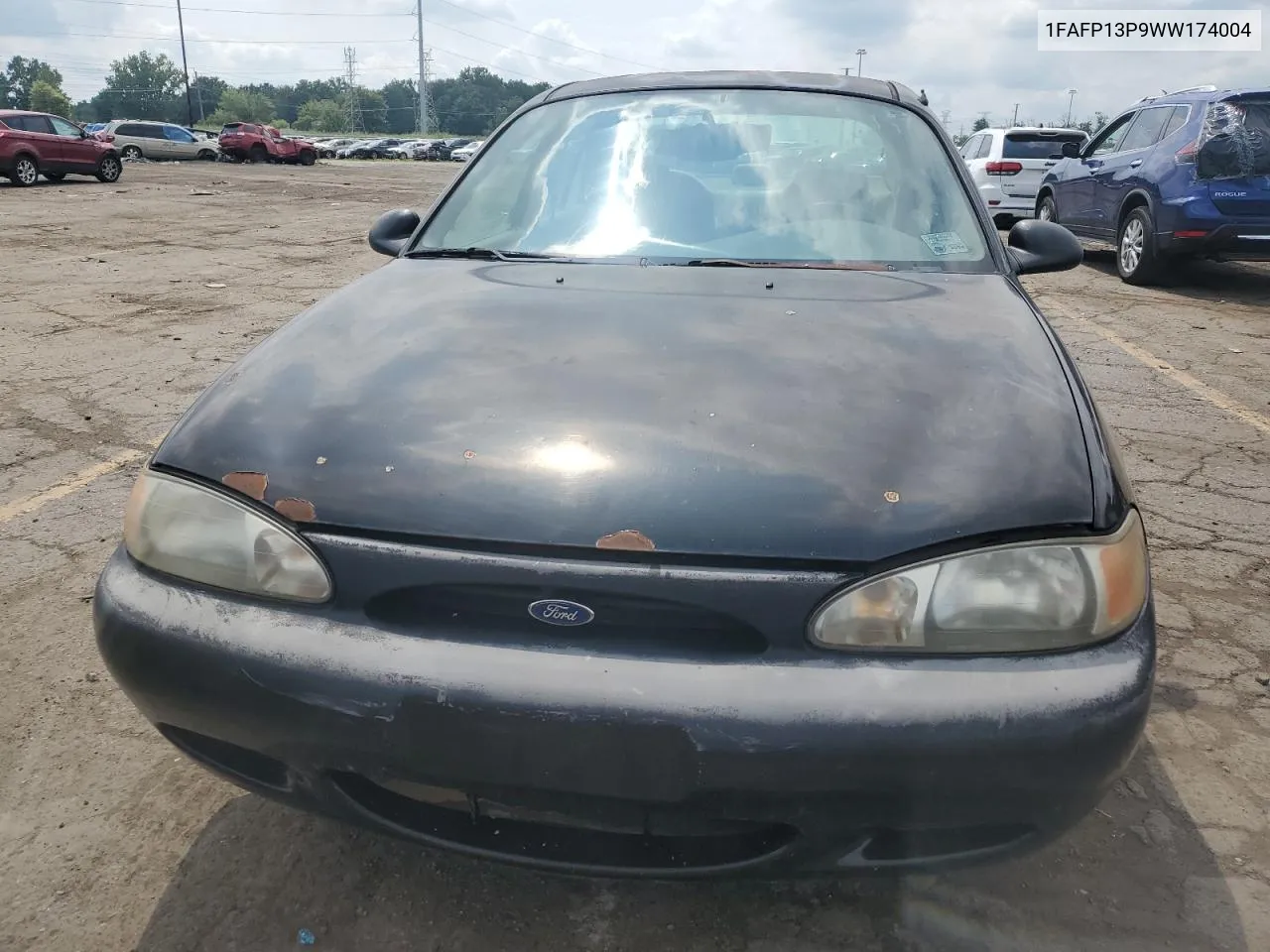 1998 Ford Escort Se VIN: 1FAFP13P9WW174004 Lot: 65843664