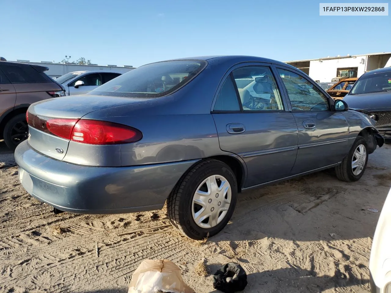 1999 Ford Escort Se VIN: 1FAFP13P8XW292868 Lot: 78498564