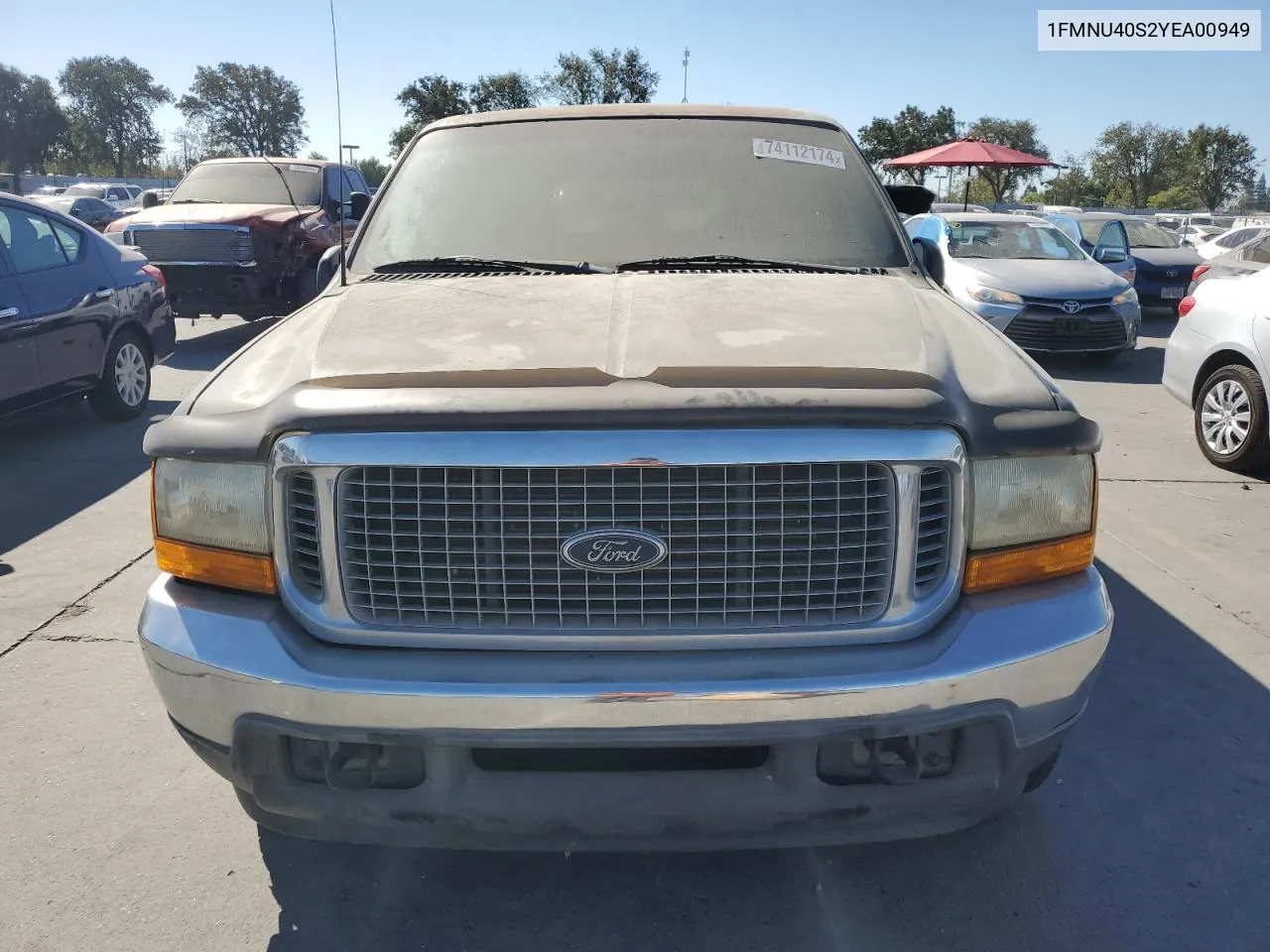 2000 Ford Excursion Xlt VIN: 1FMNU40S2YEA00949 Lot: 74112174