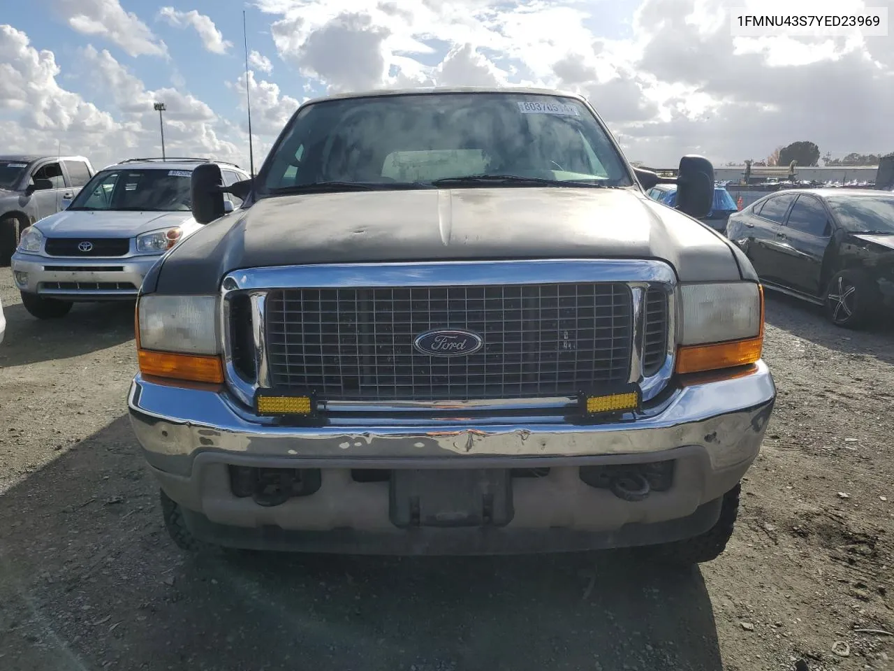 2000 Ford Excursion Limited VIN: 1FMNU43S7YED23969 Lot: 80370514