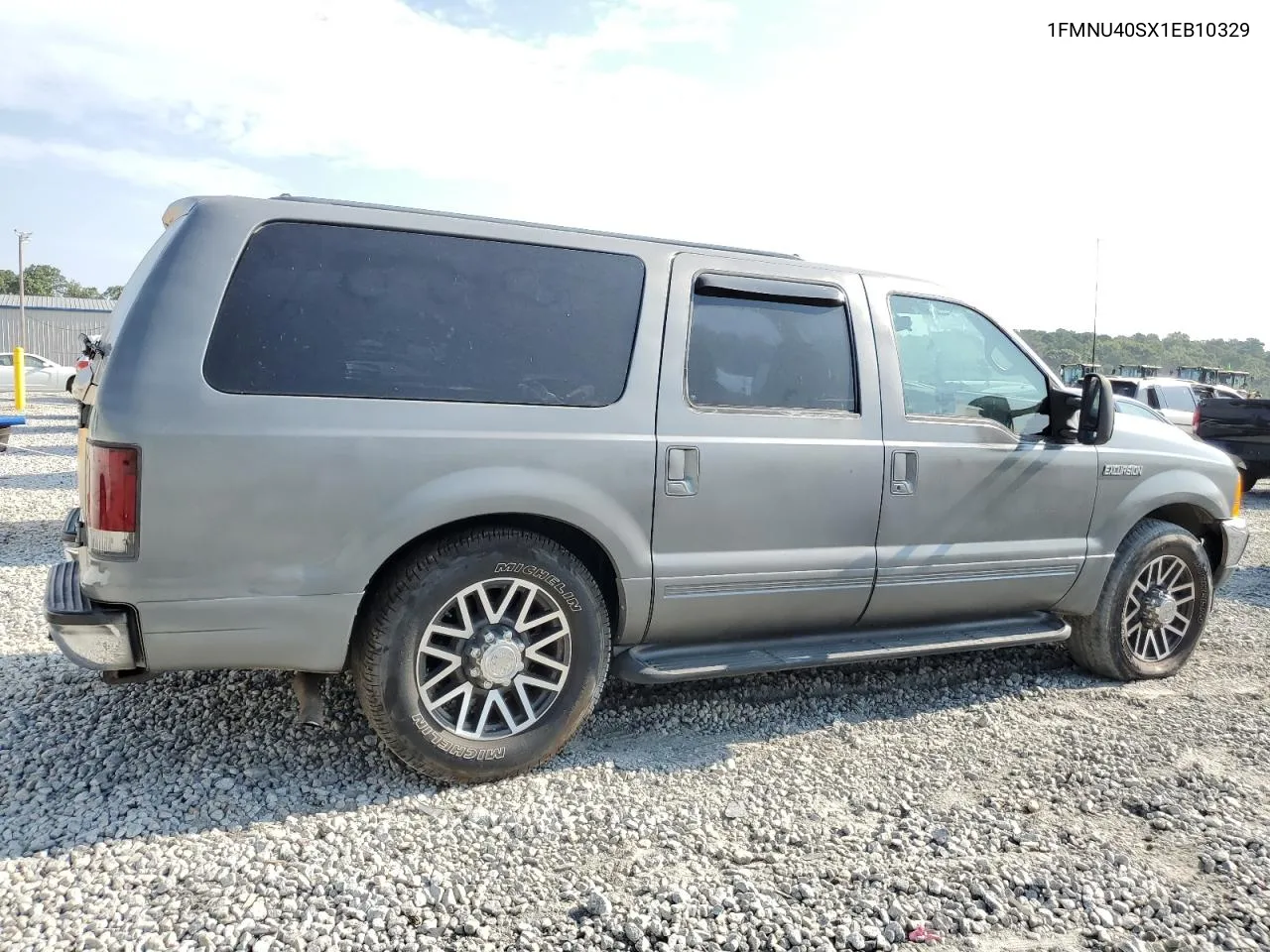 1FMNU40SX1EB10329 2001 Ford Excursion Xlt