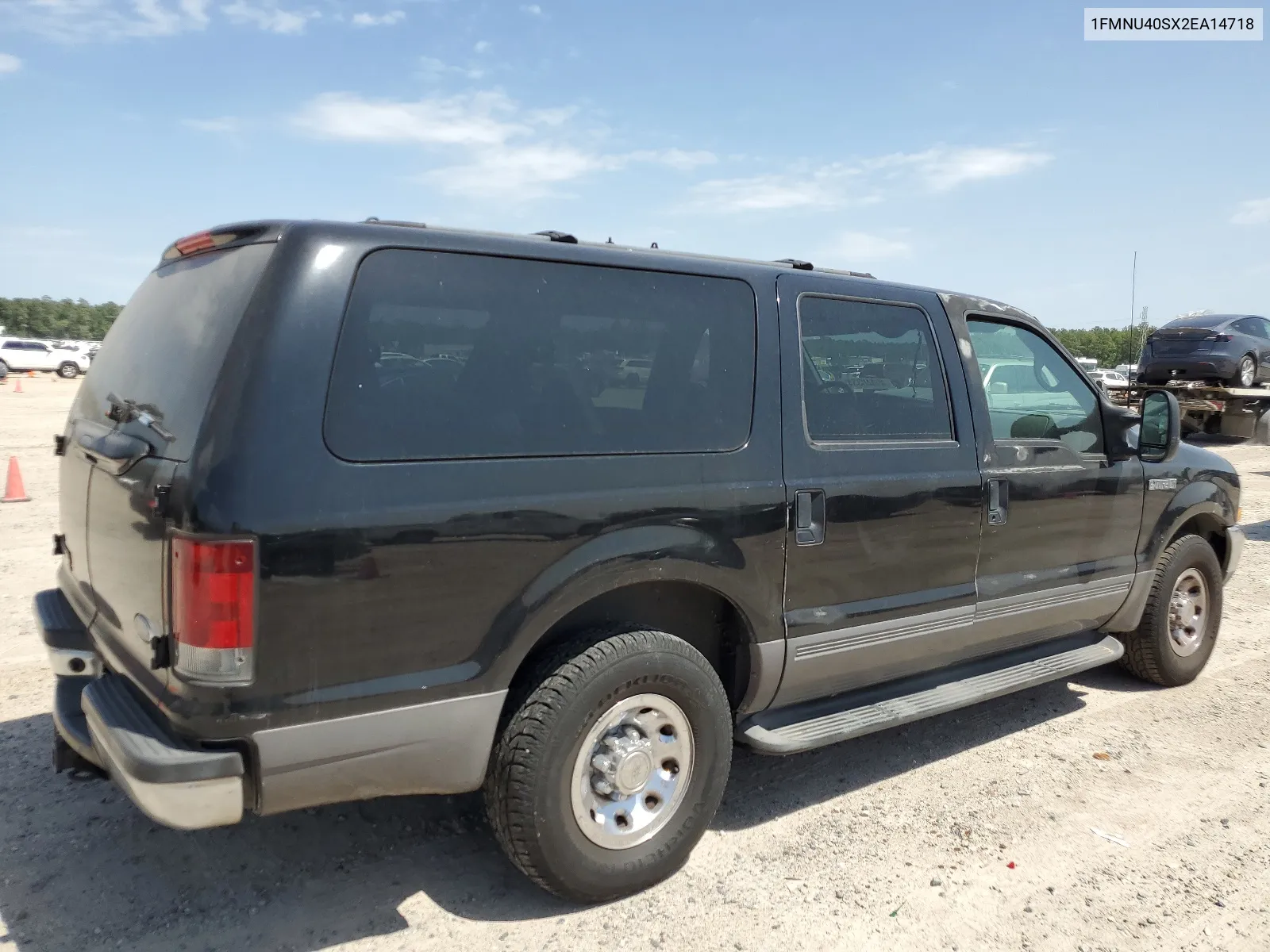 1FMNU40SX2EA14718 2002 Ford Excursion Xlt