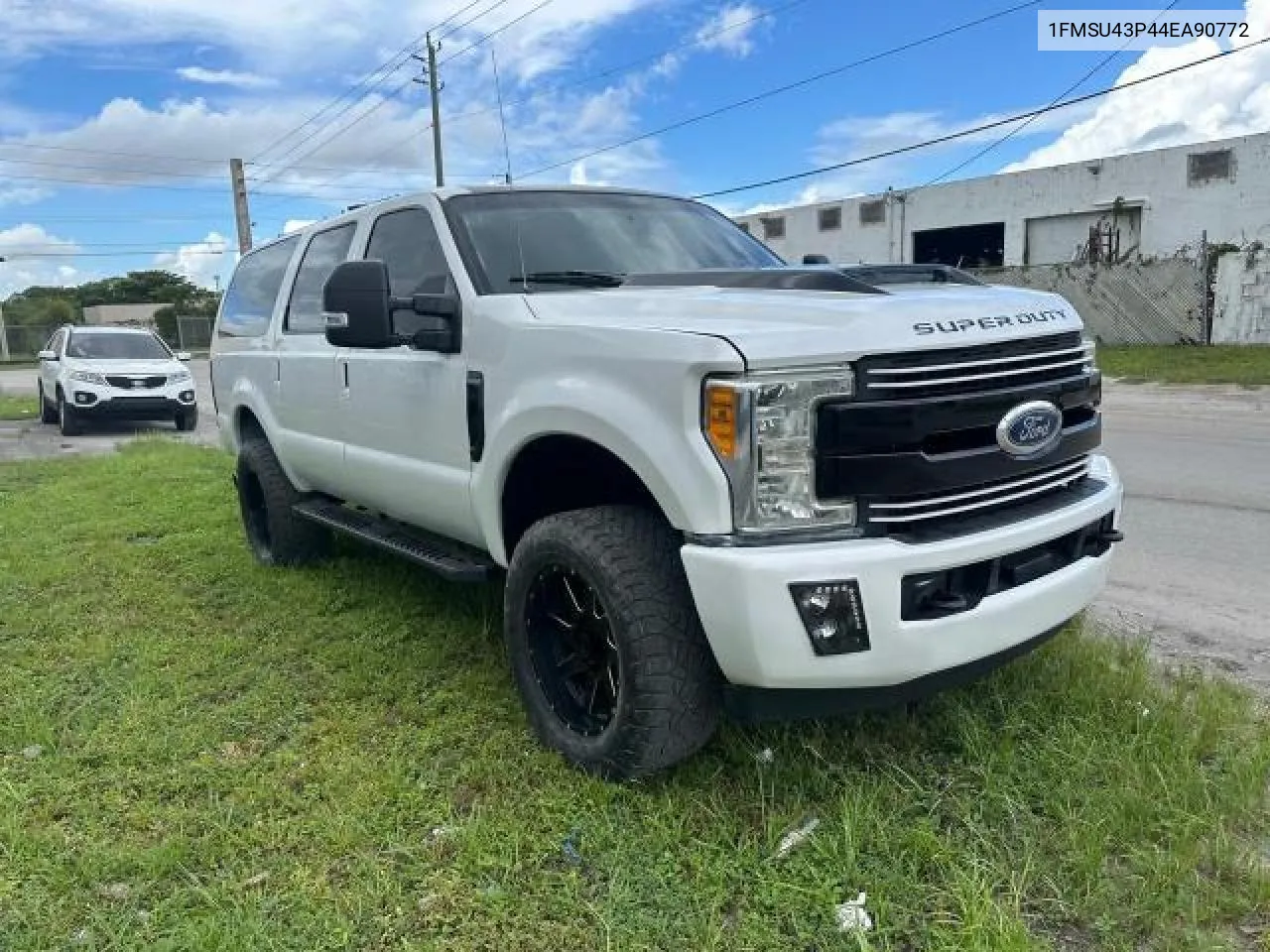 2004 Ford Excursion Limited VIN: 1FMSU43P44EA90772 Lot: 75058414