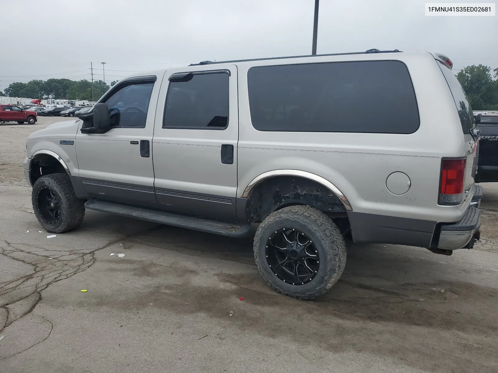 2005 Ford Excursion Xlt VIN: 1FMNU41S35ED02681 Lot: 65135294