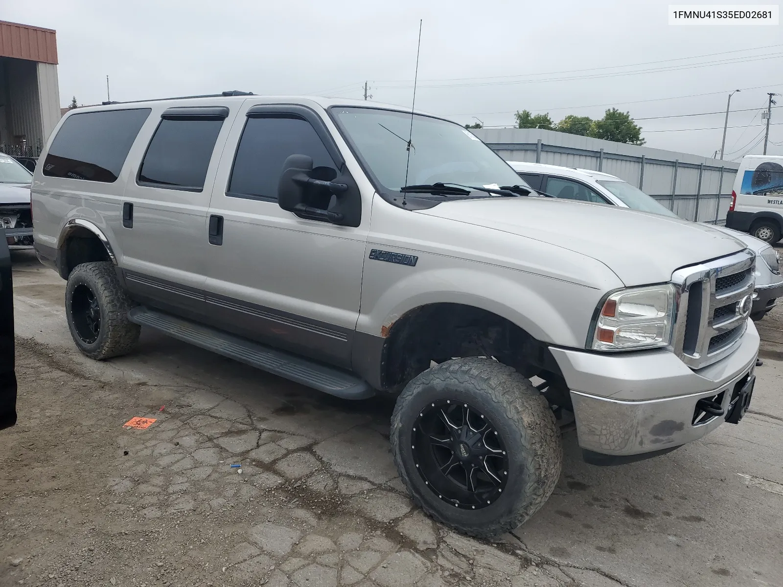 2005 Ford Excursion Xlt VIN: 1FMNU41S35ED02681 Lot: 65135294