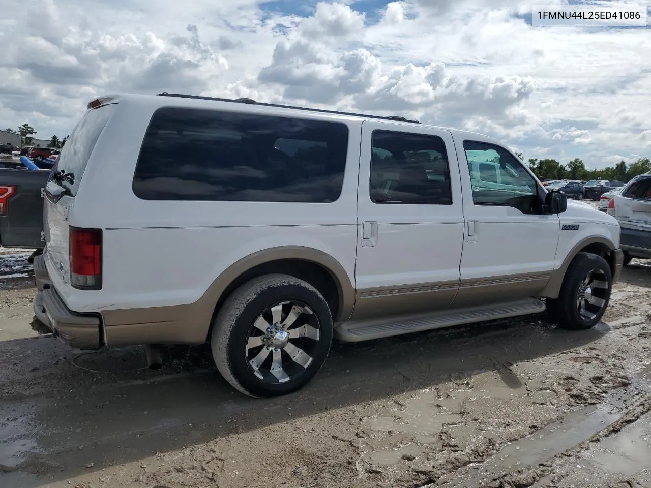 2005 Ford Excursion Eddie Bauer VIN: 1FMNU44L25ED41086 Lot: 69583364