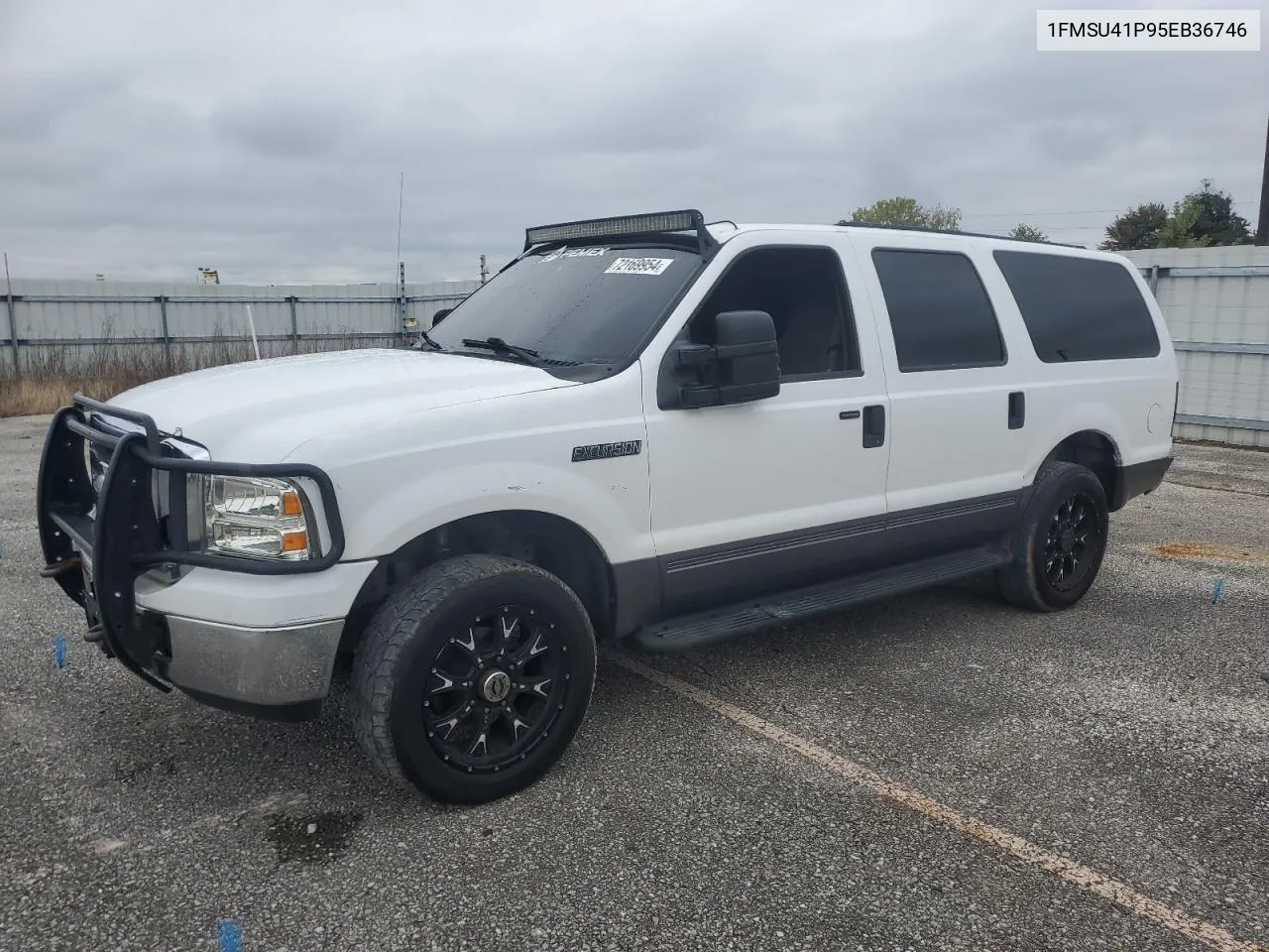 2005 Ford Excursion Xlt VIN: 1FMSU41P95EB36746 Lot: 72169954