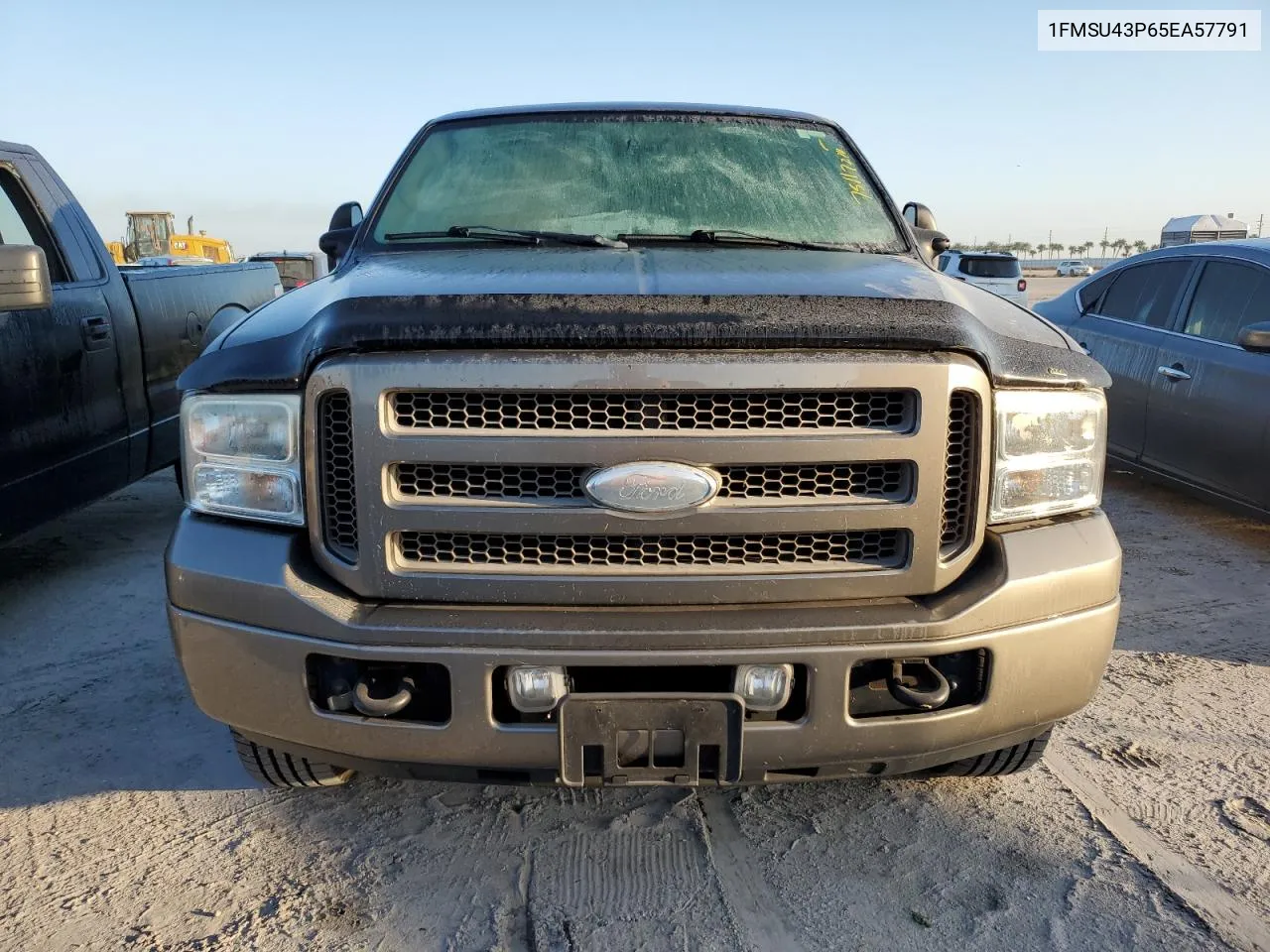 2005 Ford Excursion Limited VIN: 1FMSU43P65EA57791 Lot: 75117214