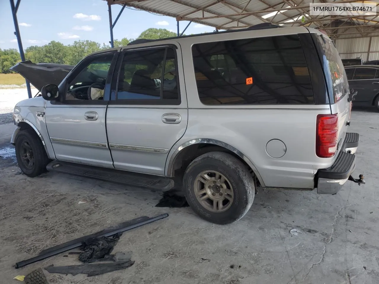 1999 Ford Expedition VIN: 1FMRU1764XLB74671 Lot: 70695974