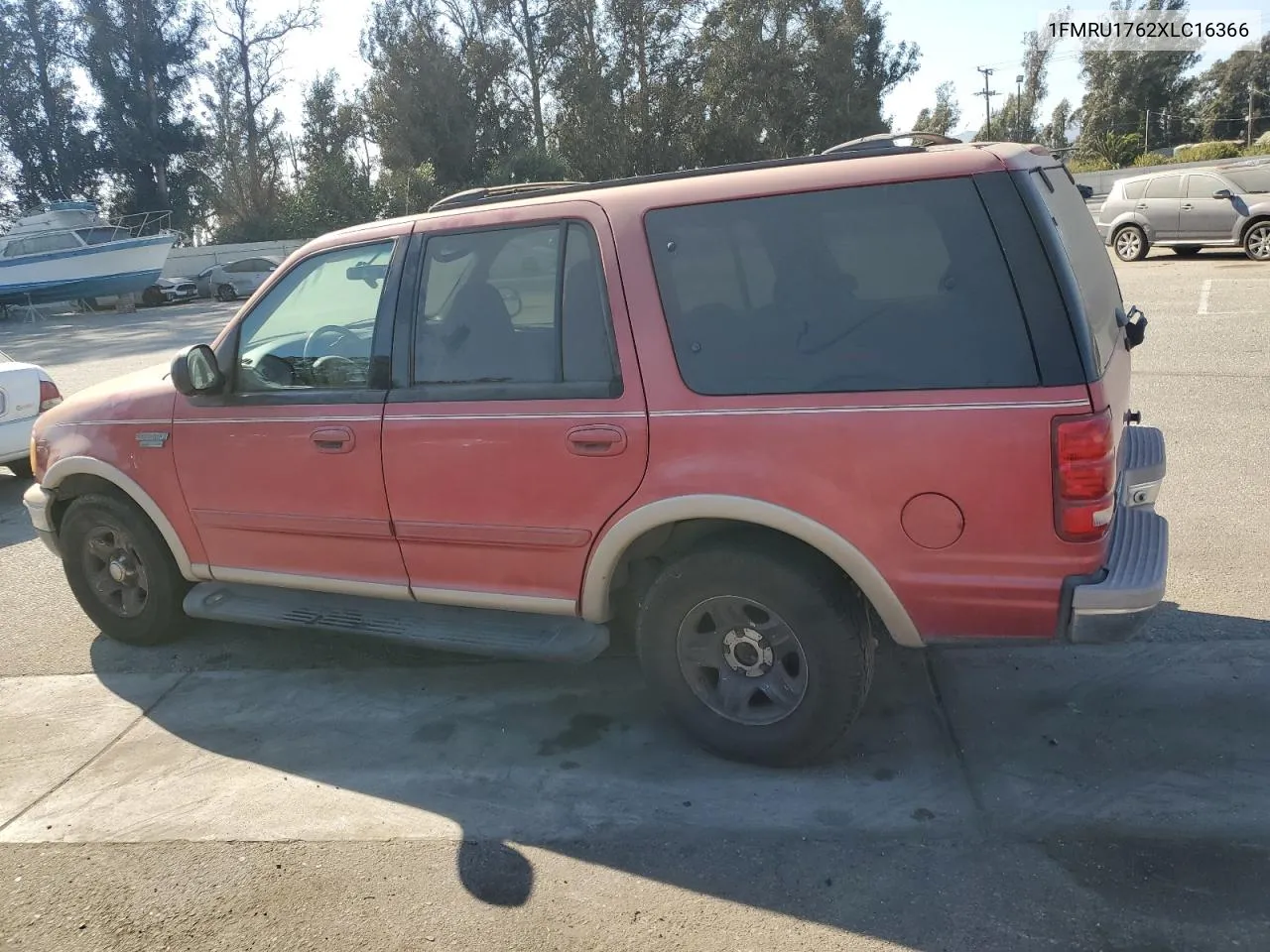 1999 Ford Expedition VIN: 1FMRU1762XLC16366 Lot: 73063924