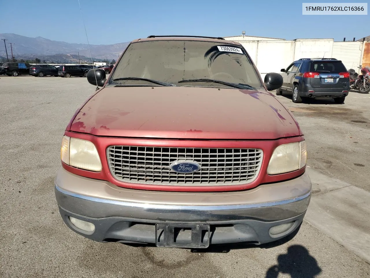 1999 Ford Expedition VIN: 1FMRU1762XLC16366 Lot: 73063924