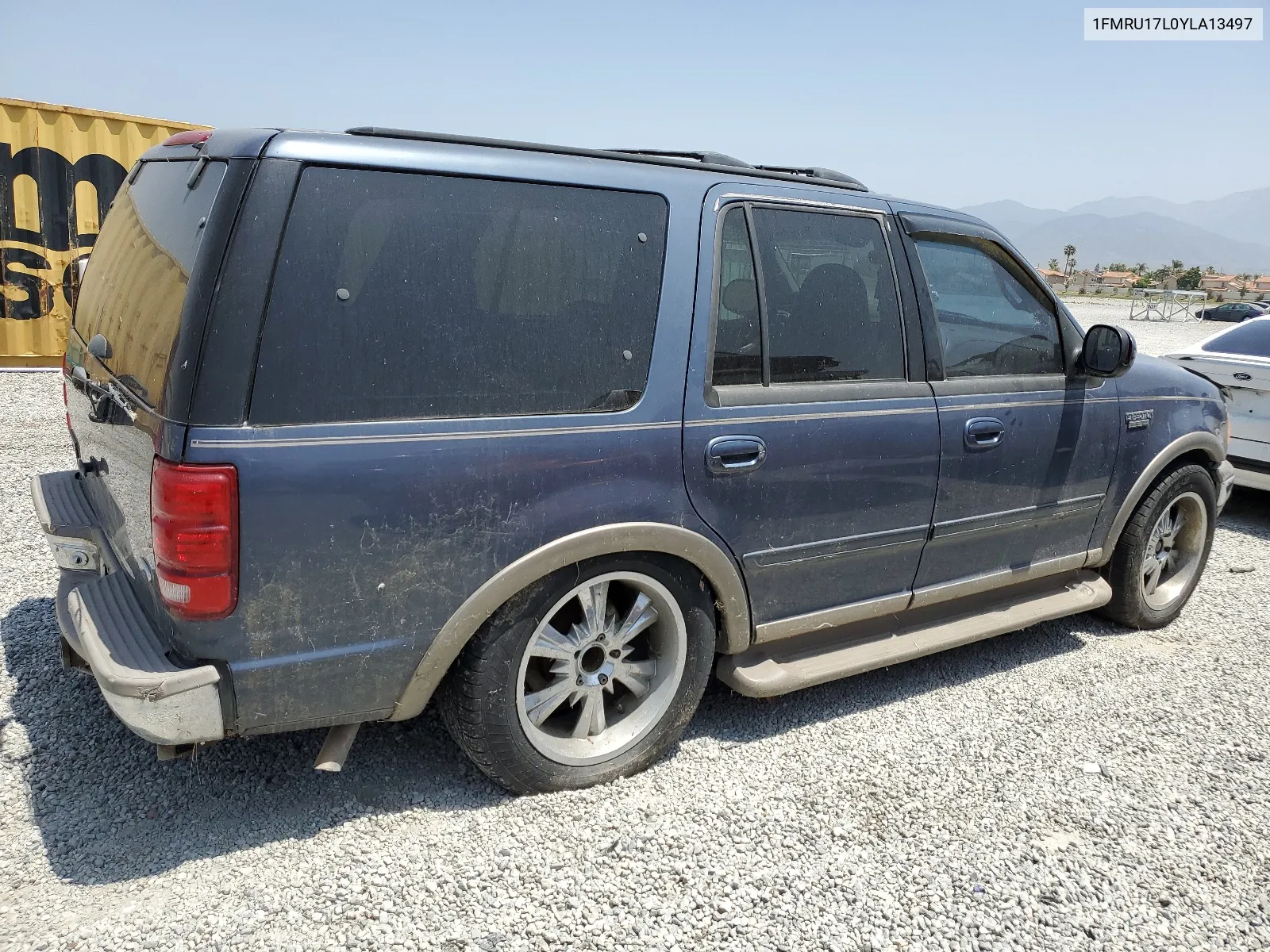 2000 Ford Expedition Eddie Bauer VIN: 1FMRU17L0YLA13497 Lot: 55218884