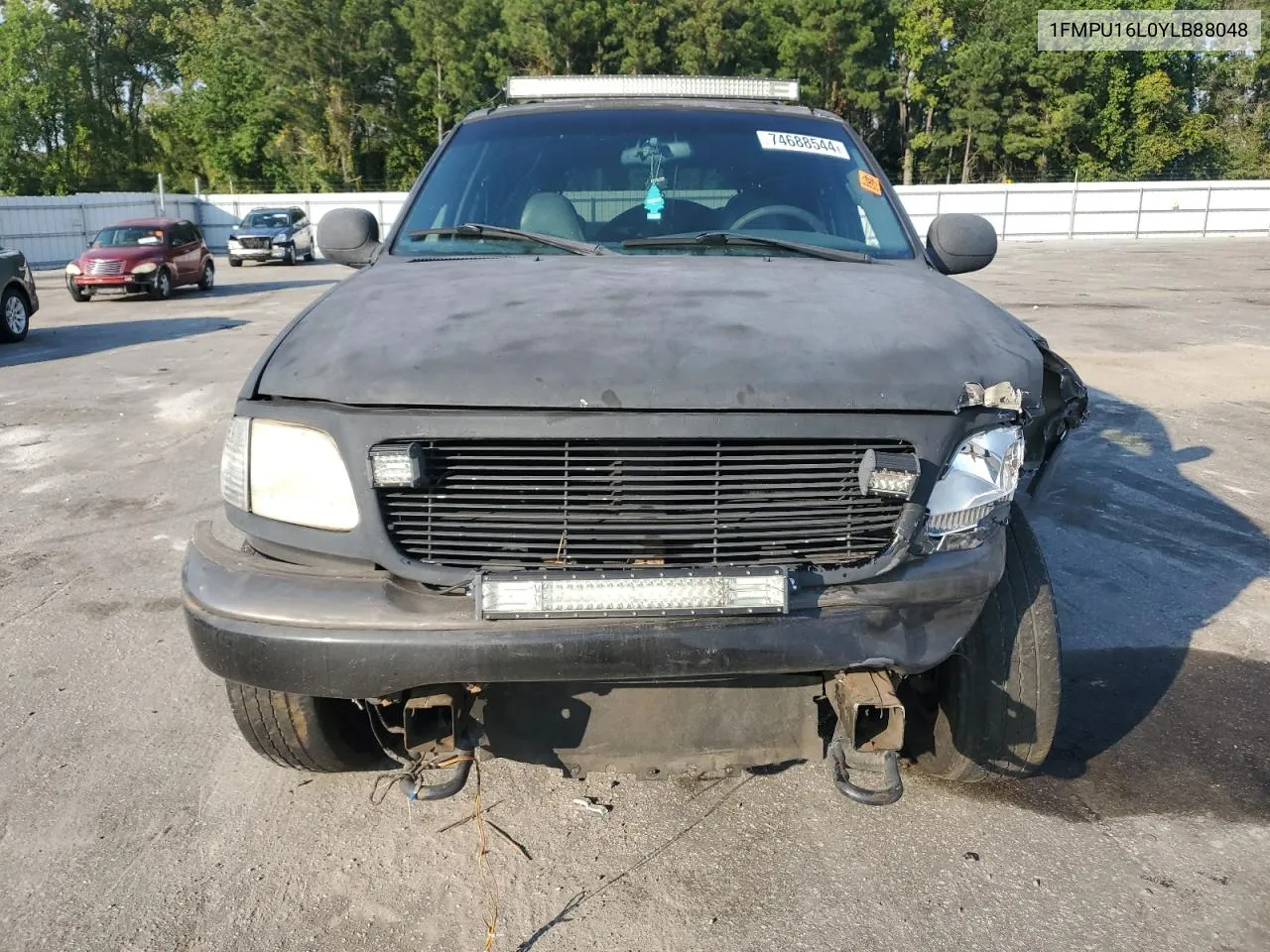 2000 Ford Expedition Xlt VIN: 1FMPU16L0YLB88048 Lot: 74688544