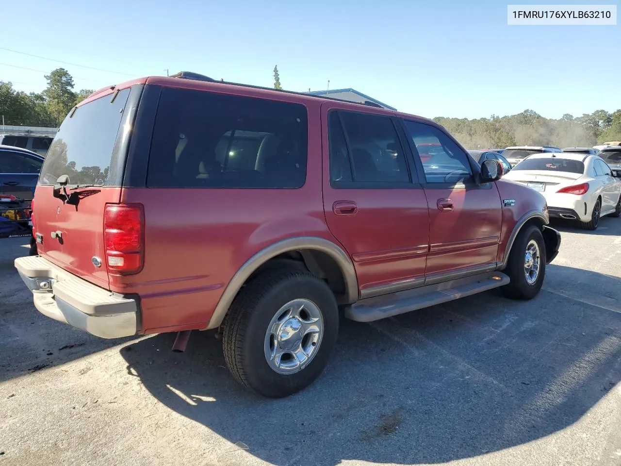 2000 Ford Expedition Eddie Bauer VIN: 1FMRU176XYLB63210 Lot: 76551024